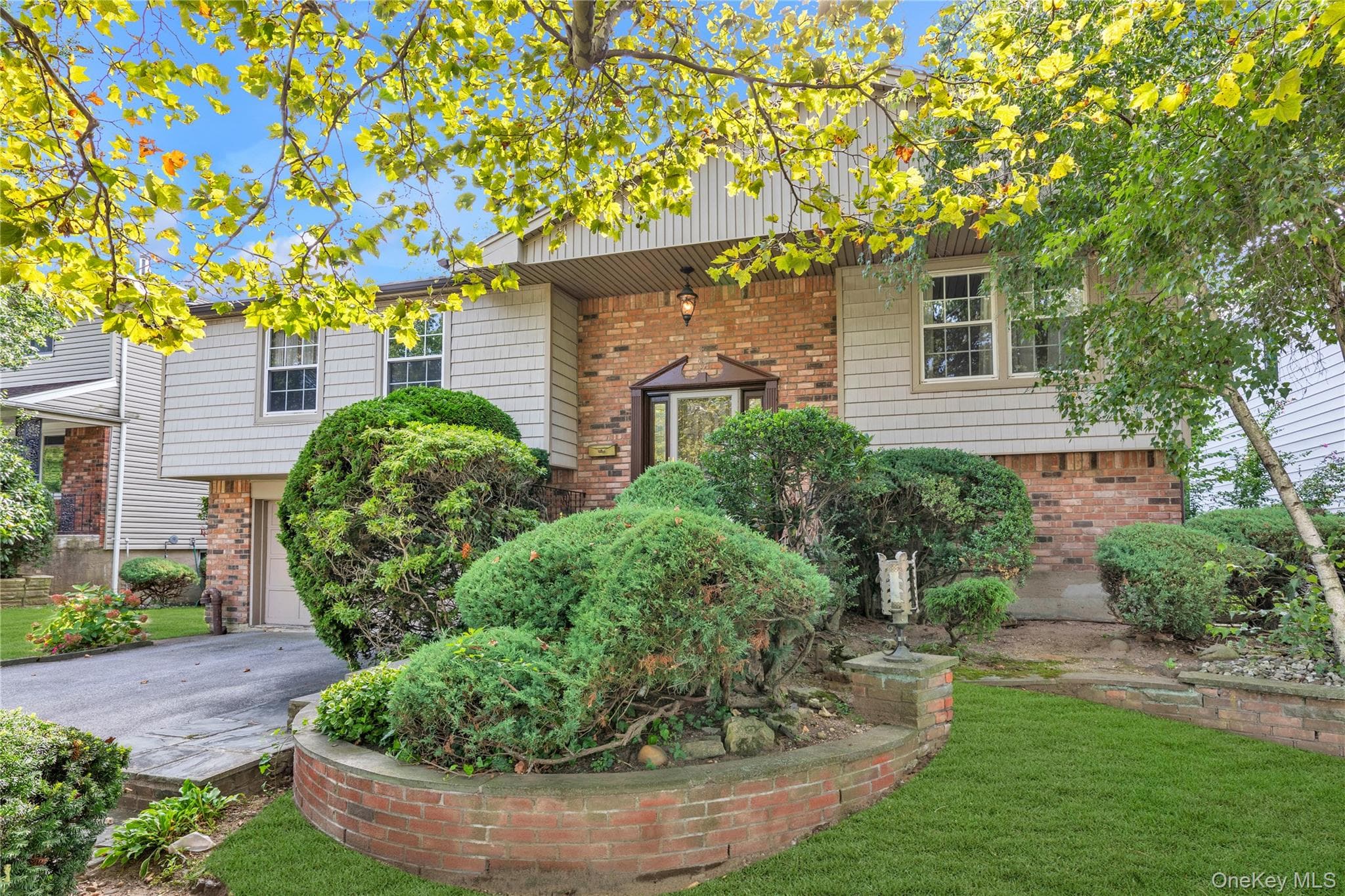 22 Valley Lane photo 1