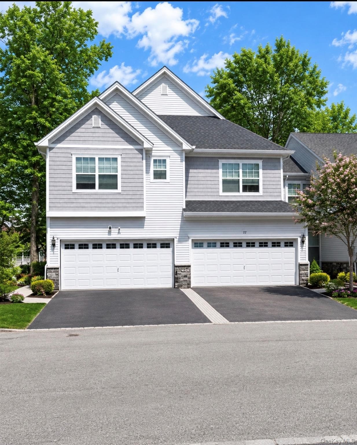 22 Atwood Drive photo 1
