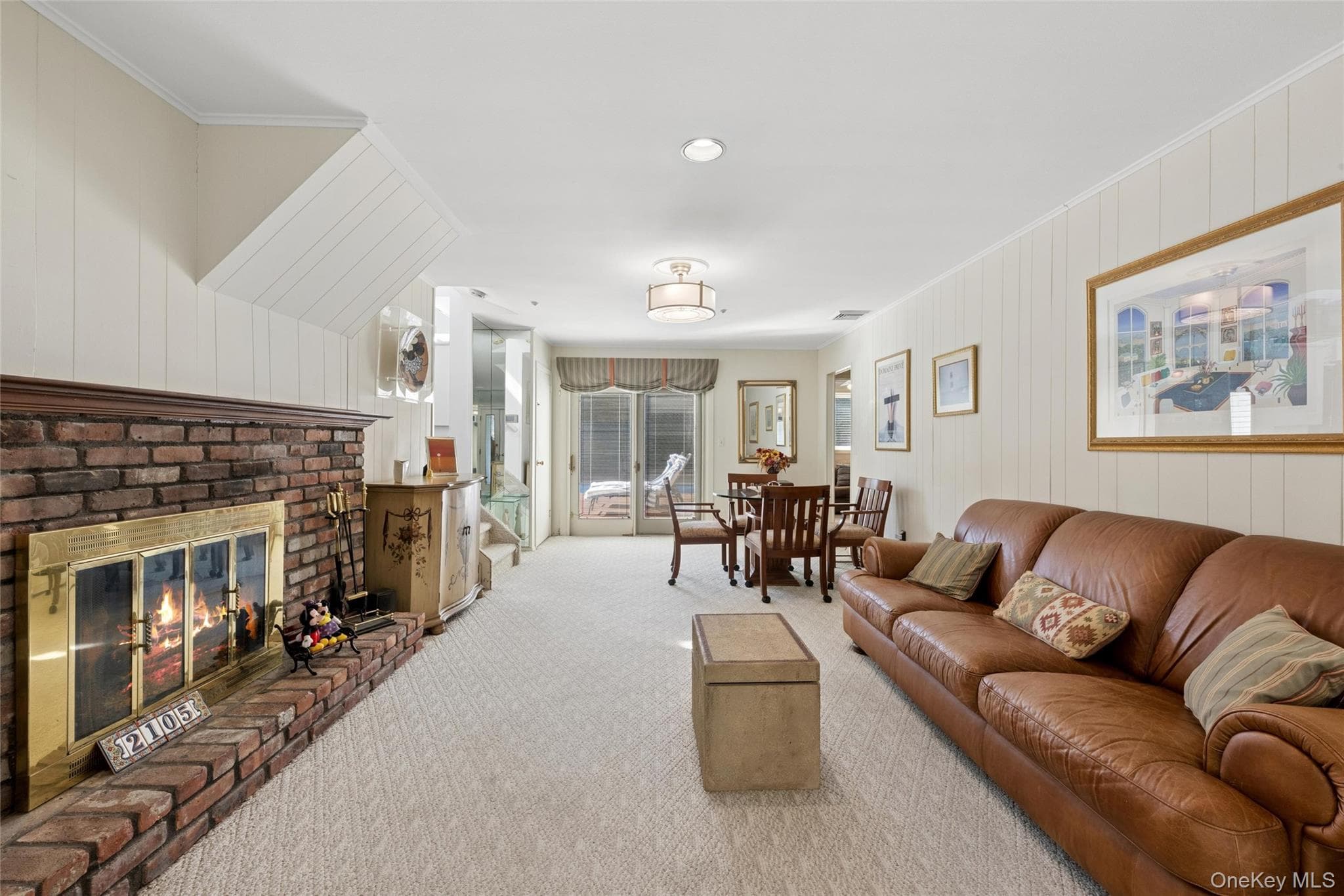 2105 Holland Way thumbnail 11