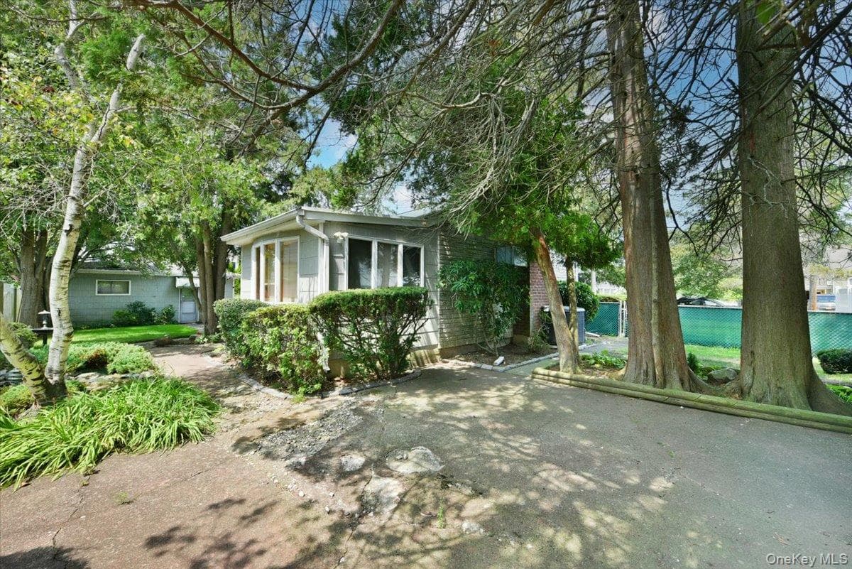 204 Franklin Street thumbnail 31