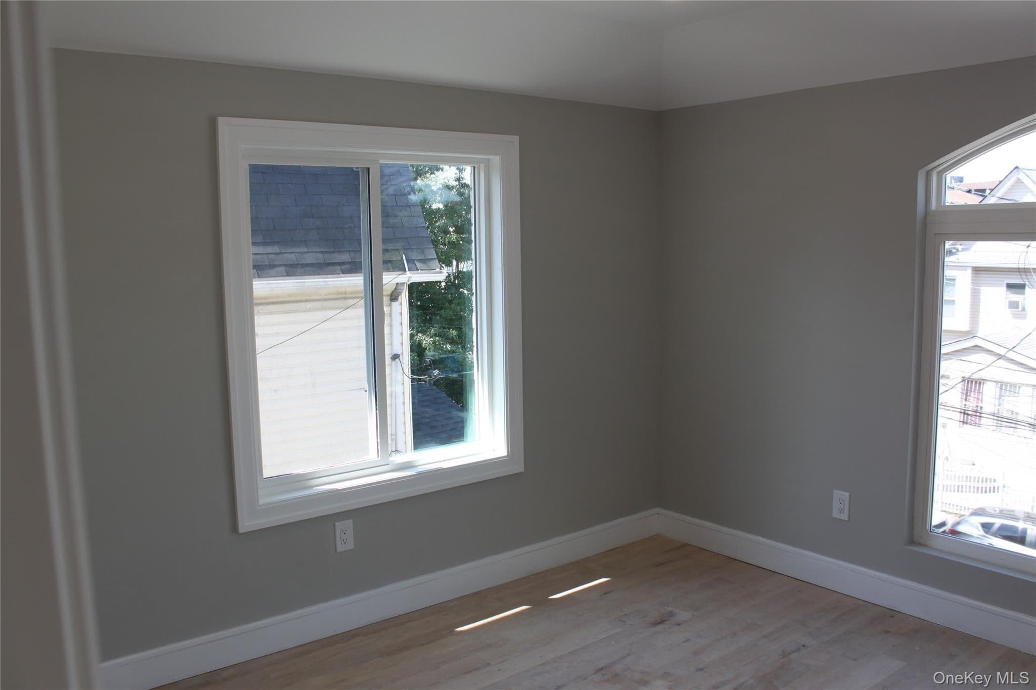 14518 106th Avenue thumbnail 43