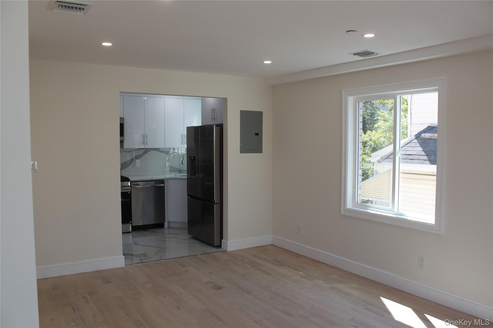14518 106th Avenue thumbnail 35