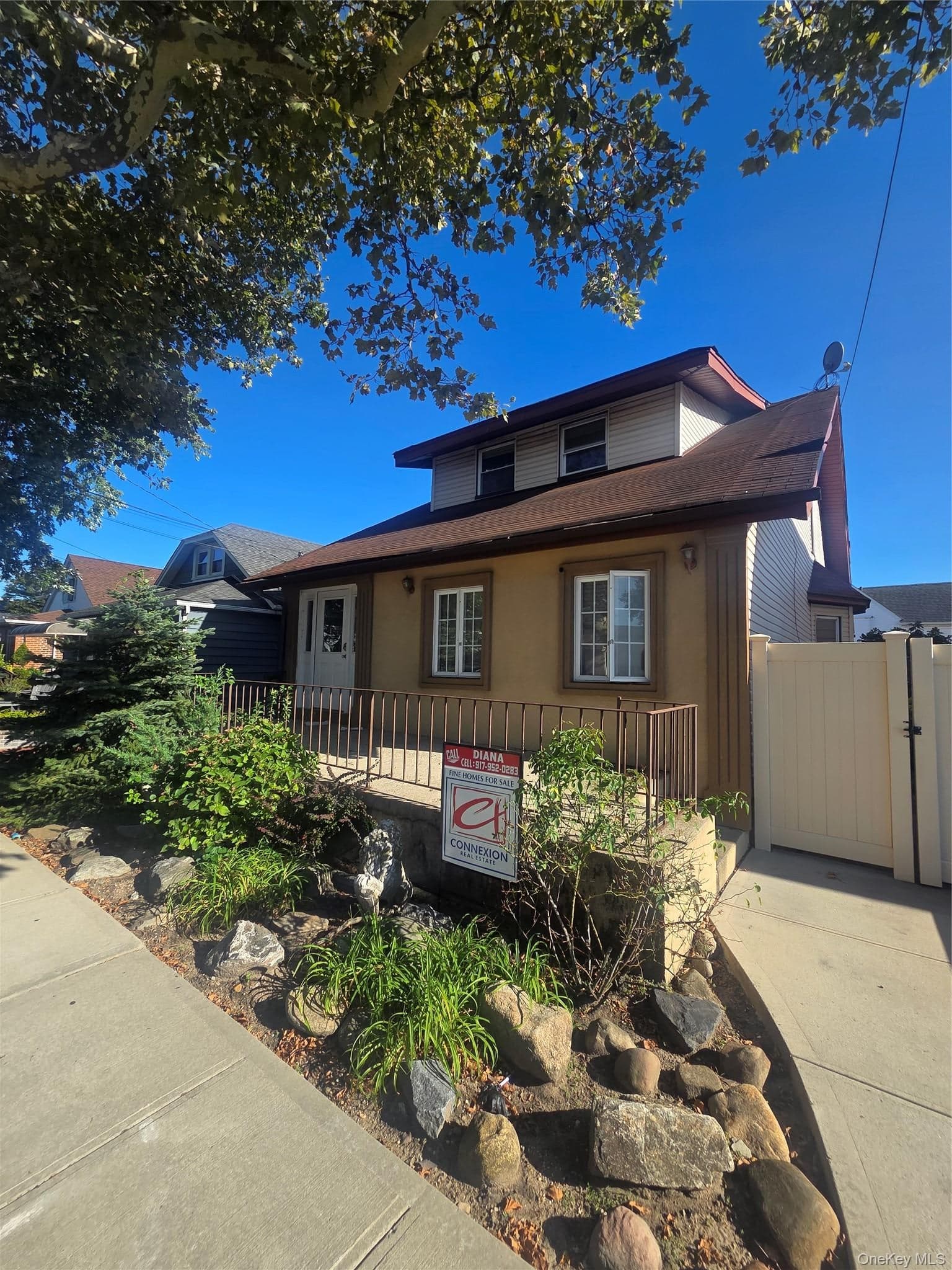 10008 157th Avenue photo 1