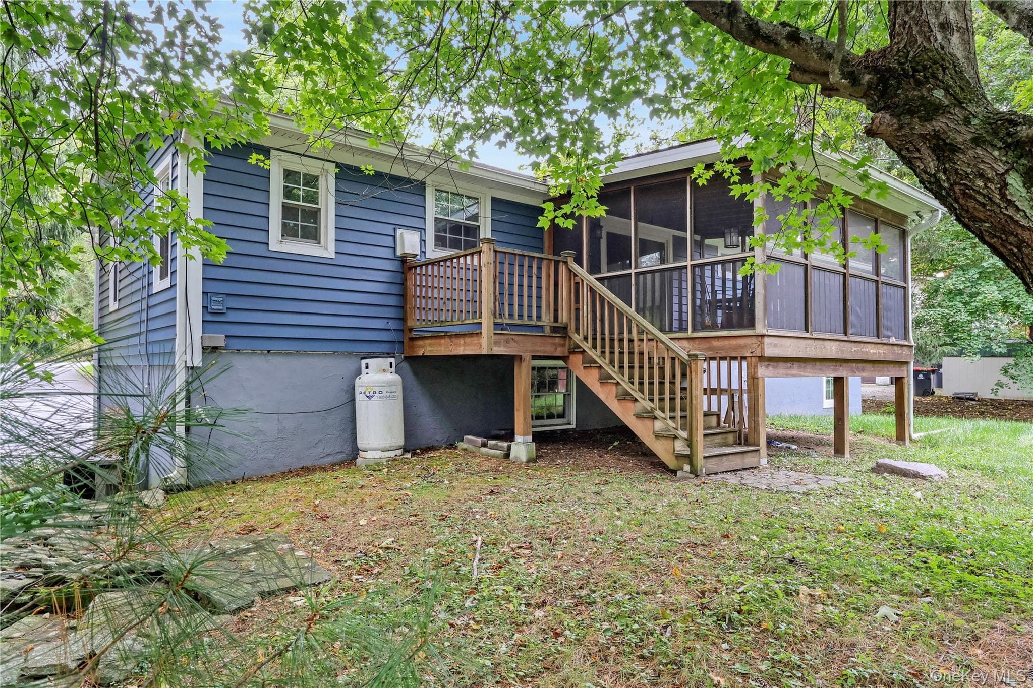 545 N Quaker Lane thumbnail 5