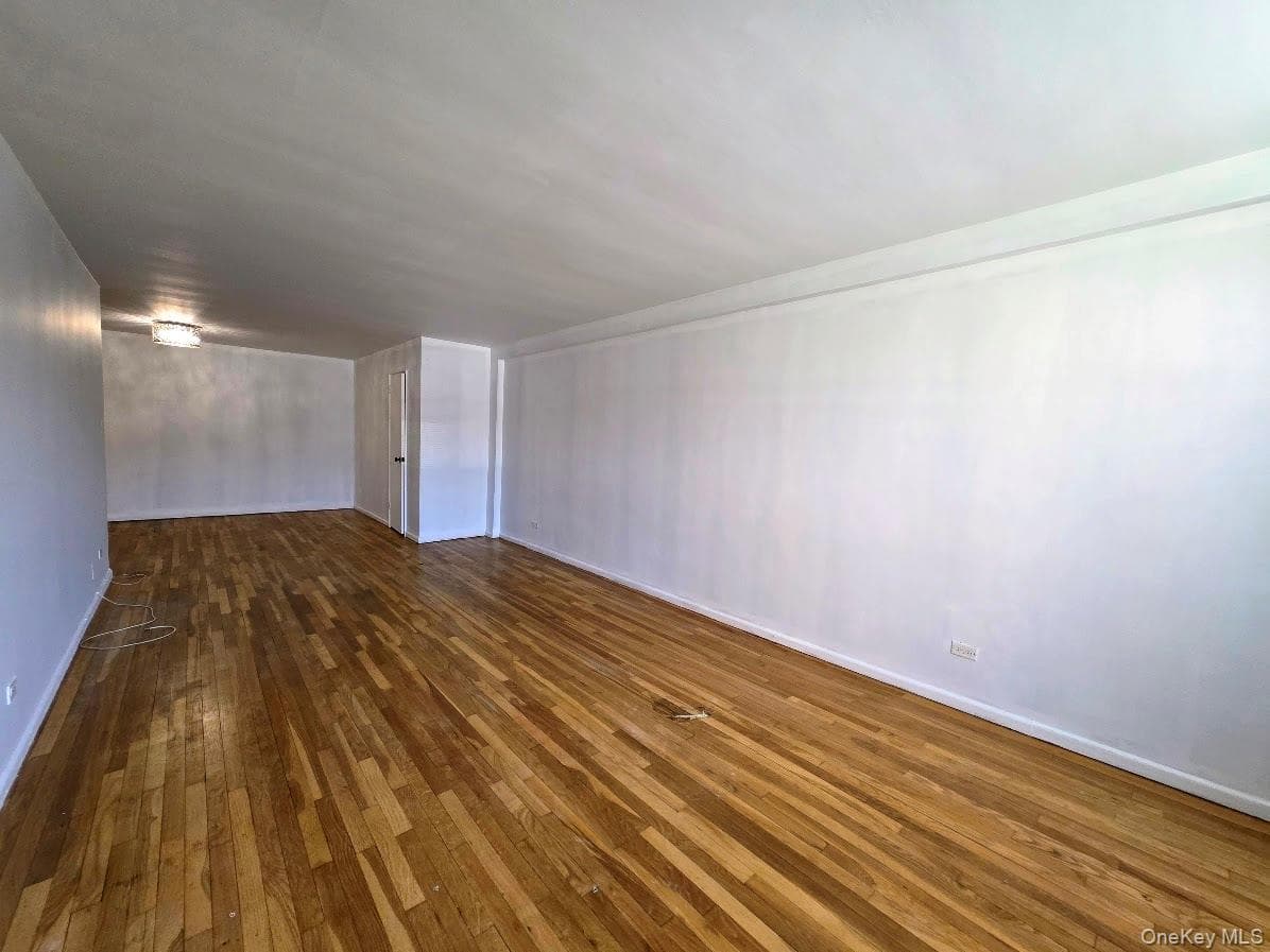 18-50 211th Street Unit: 1B thumbnail 4