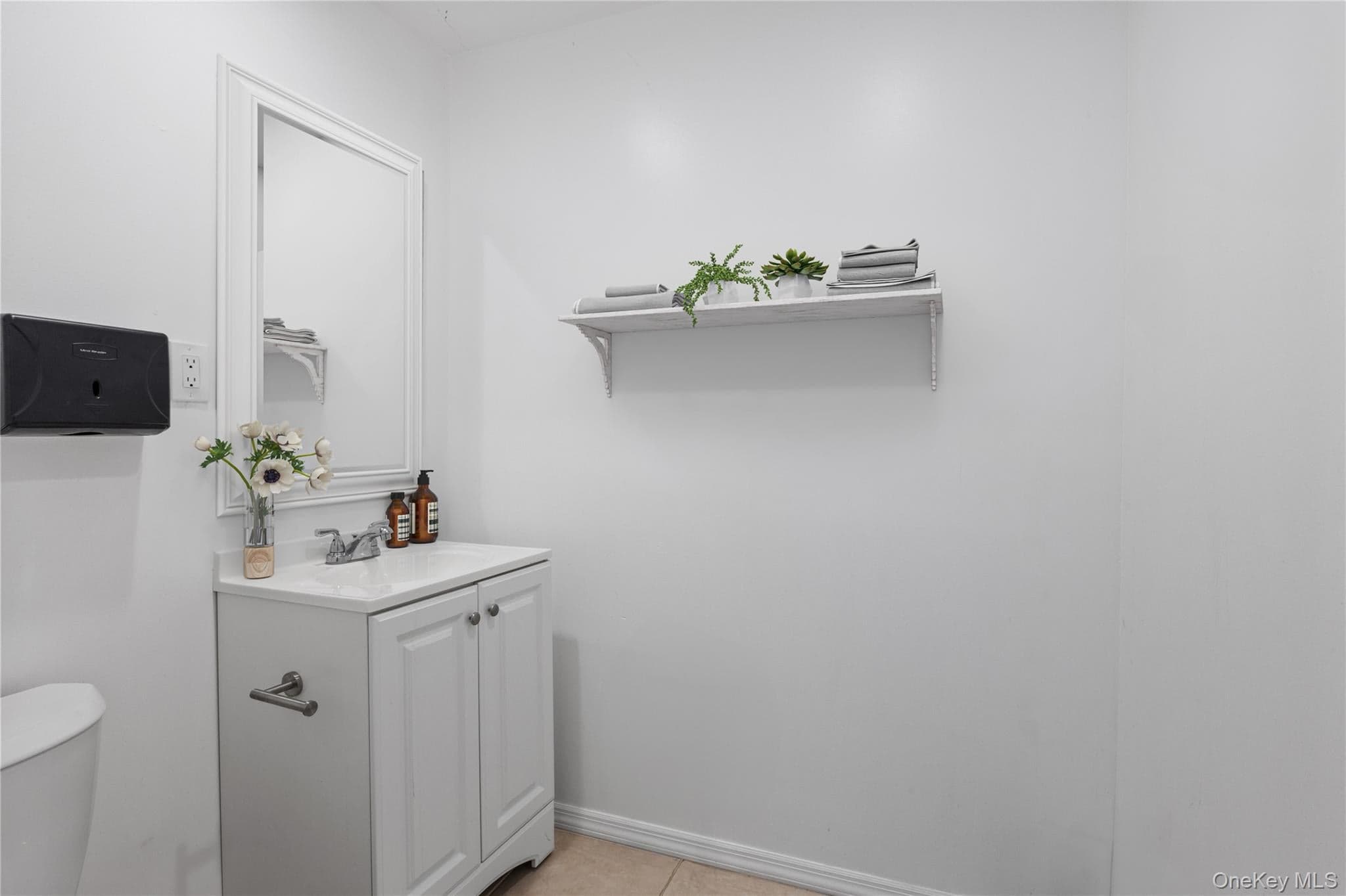 15 E Carl Street thumbnail 7