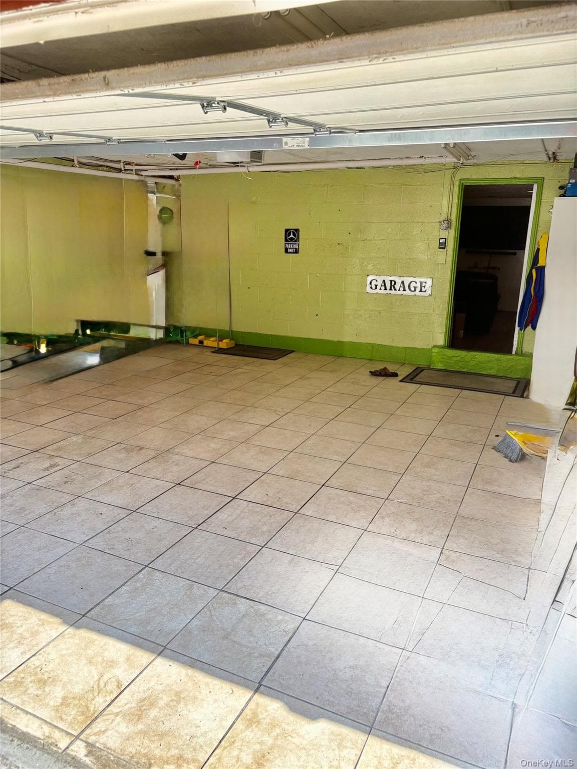 1309 E 52nd Street thumbnail 27