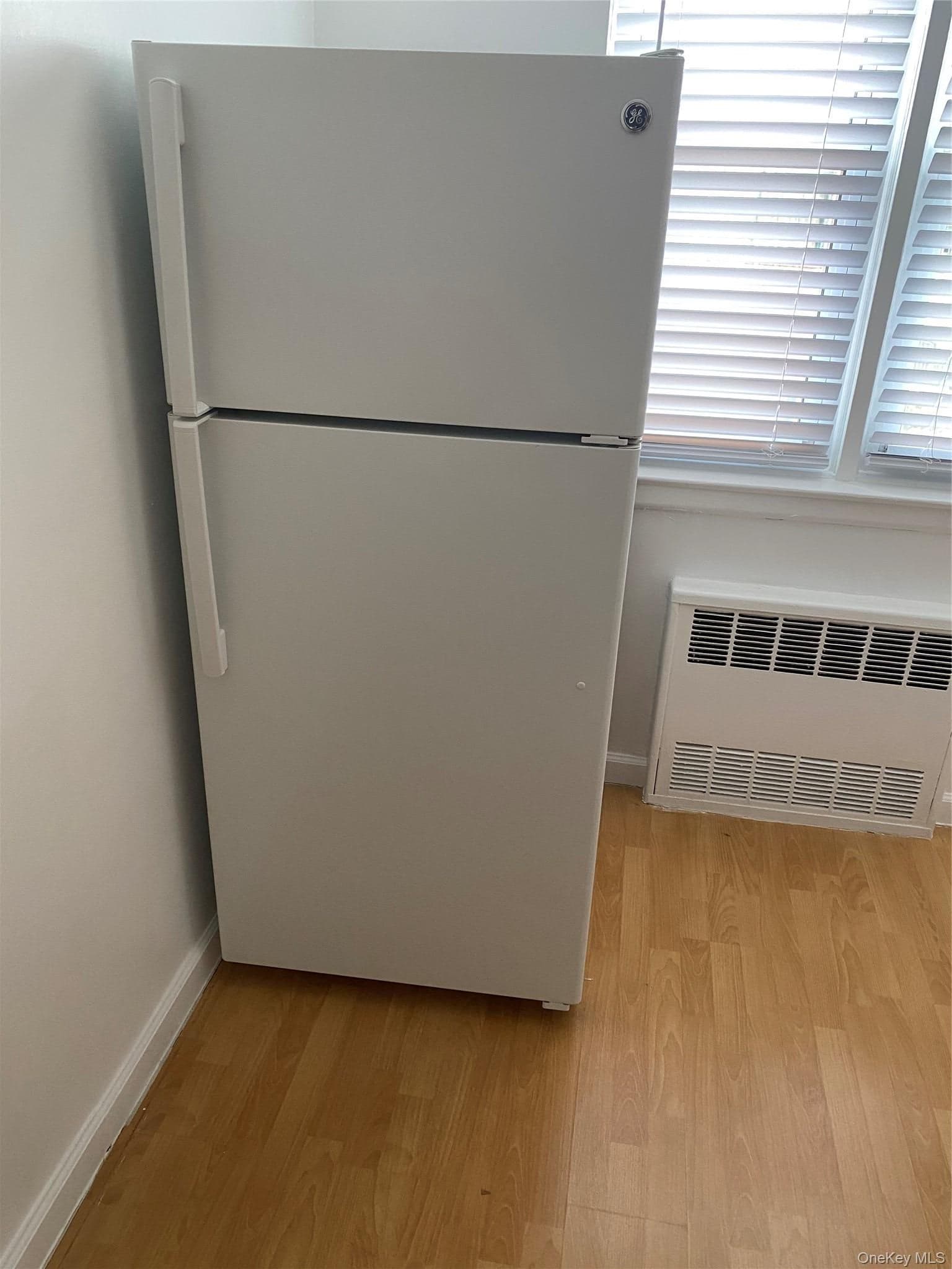 1309 E 52nd Street thumbnail 14