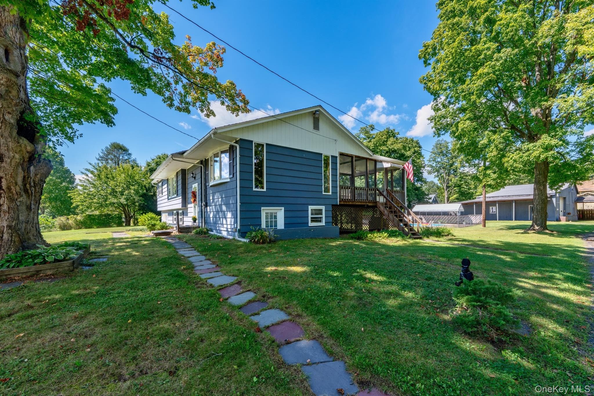 105 Orchard Street thumbnail 37