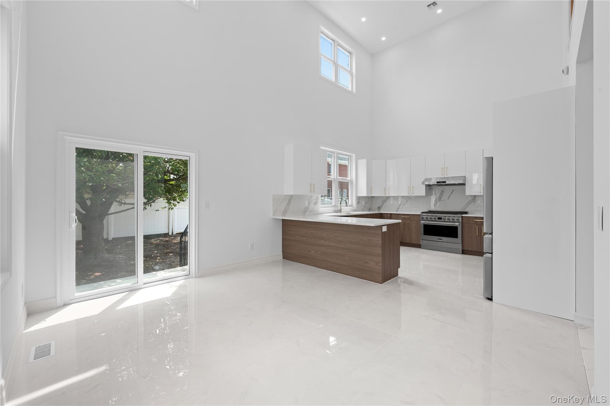 172-12 65th Avenue thumbnail 13