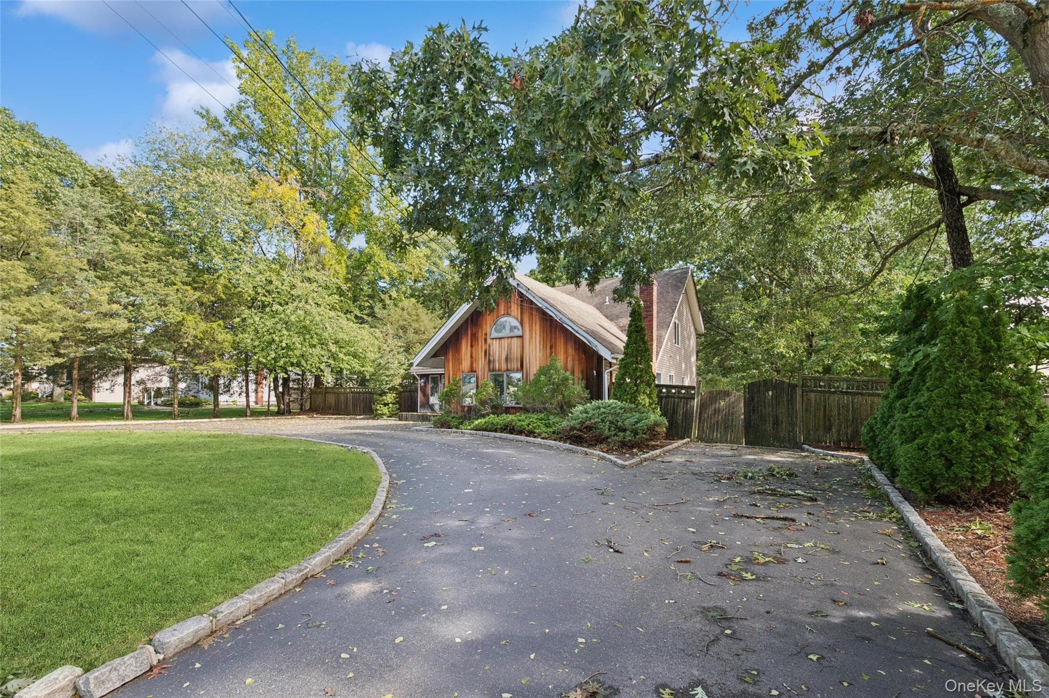 65 Morris Avenue thumbnail 3