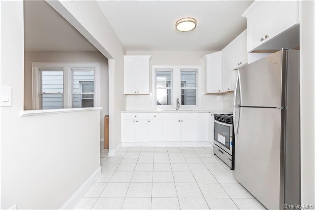 1845 Tomlinson Avenue thumbnail 6