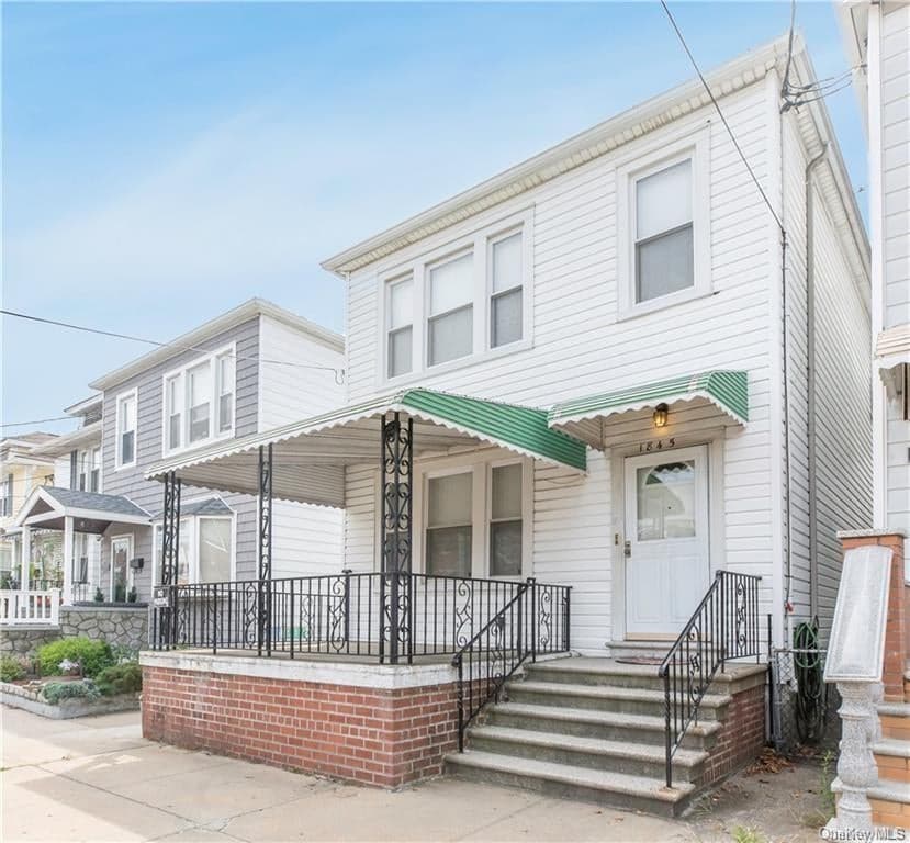 1845 Tomlinson Avenue thumbnail 4