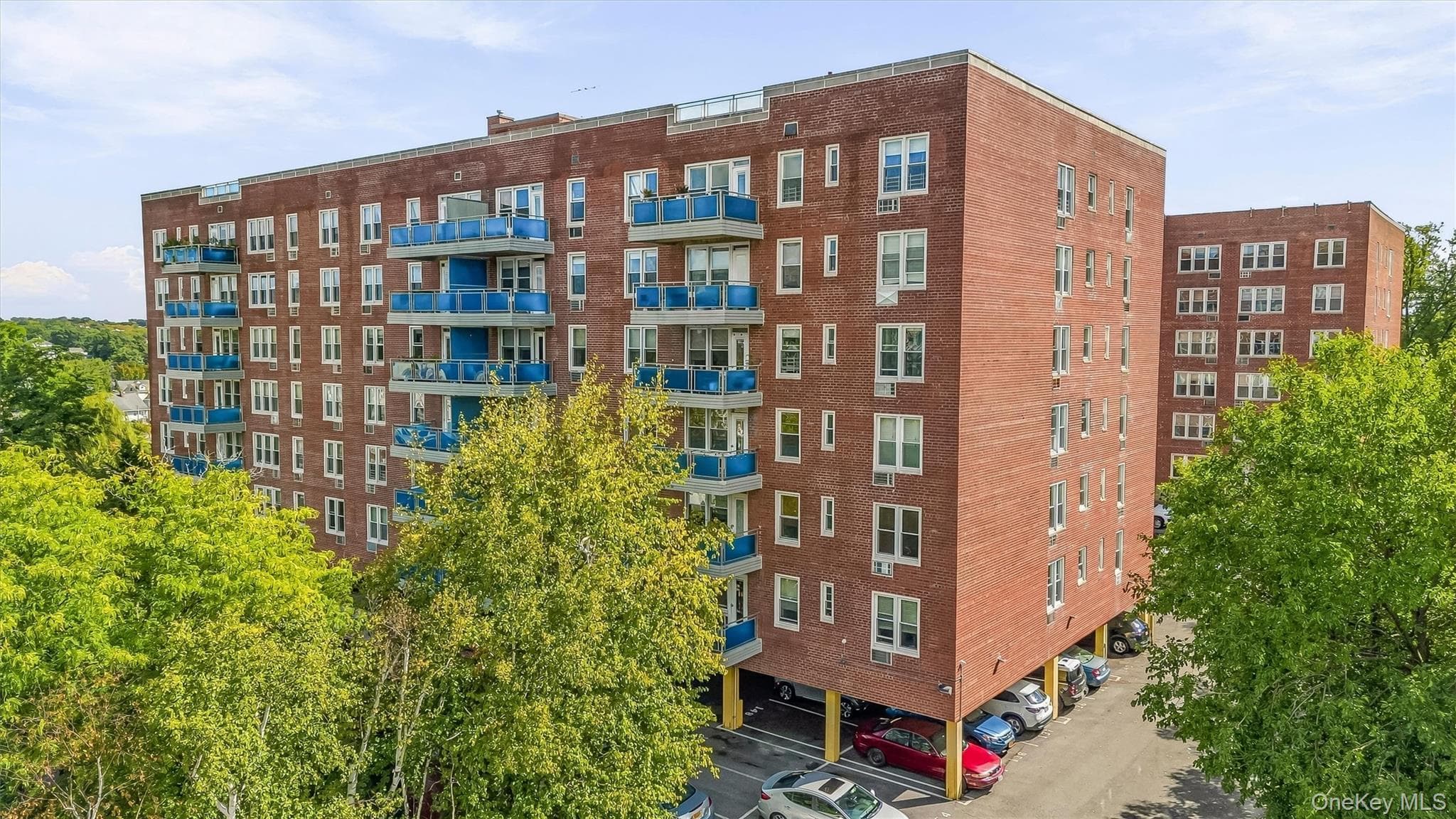 14 Westview Avenue Unit: 201 thumbnail 2