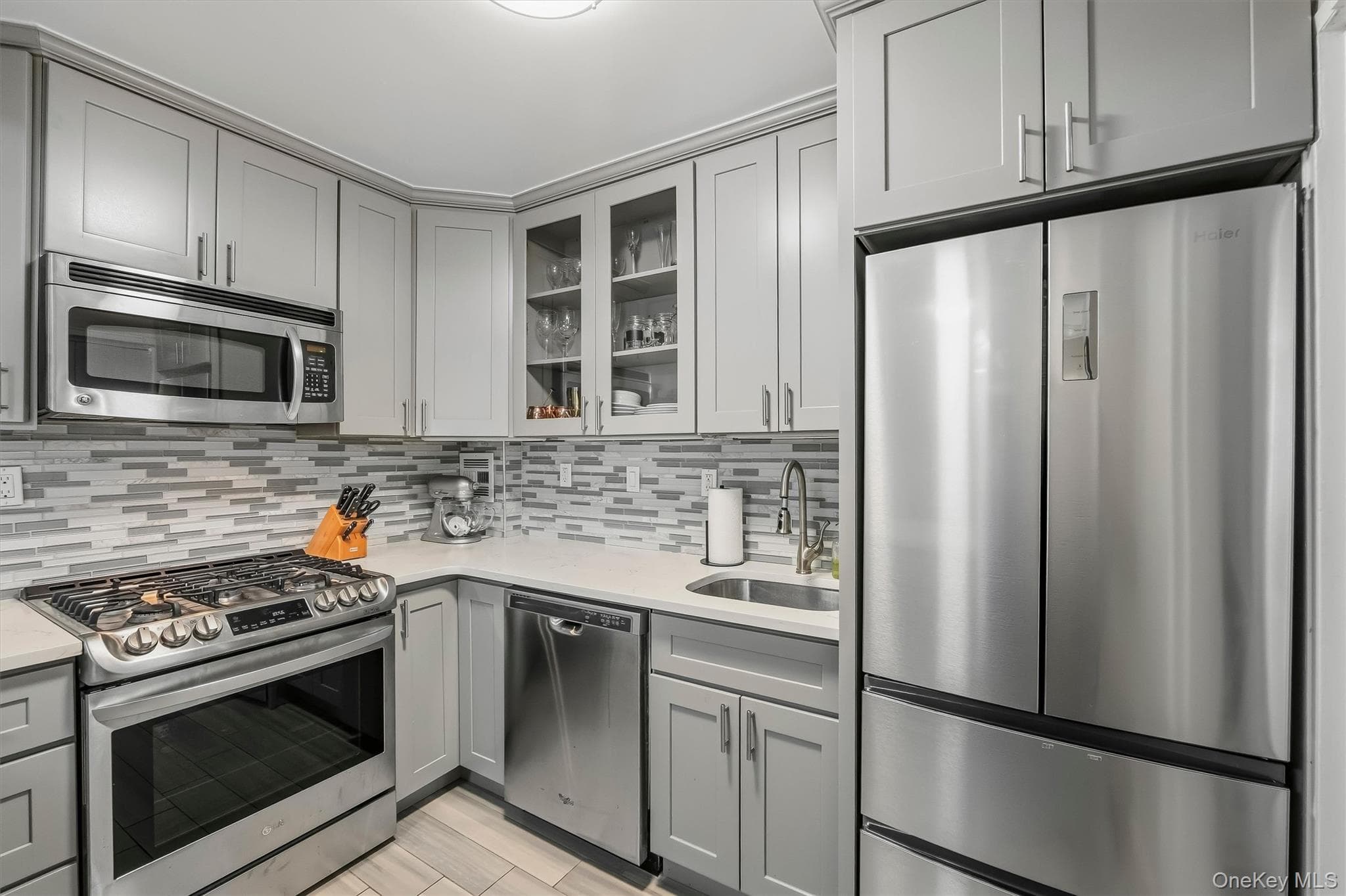 14 Westview Avenue Unit: 201 thumbnail 10