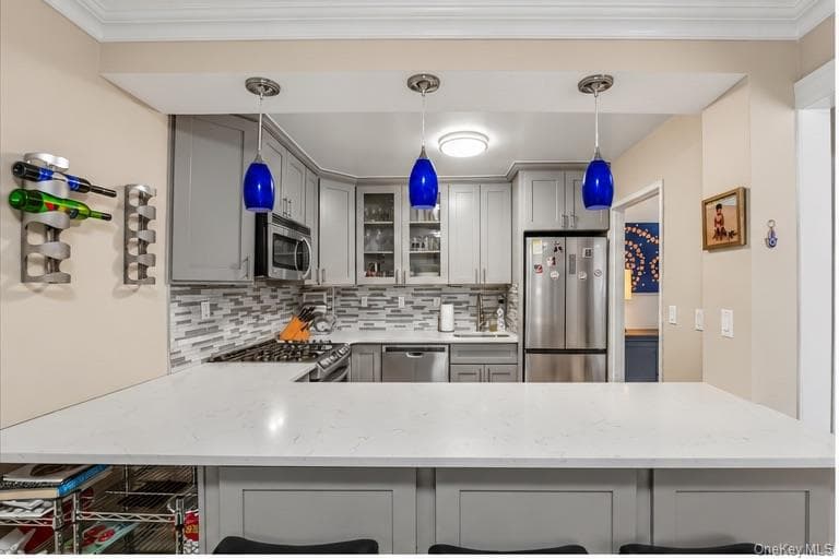 14 Westview Avenue Unit: 201 thumbnail 8