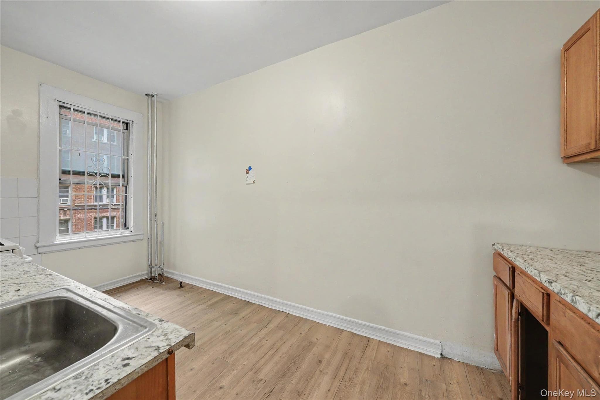 940 Grand Concourse Unit: 2J thumbnail 6