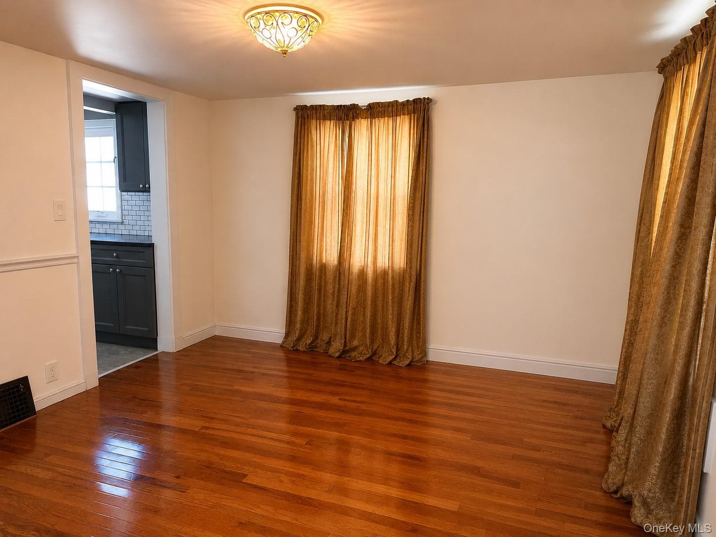84 Wilkes Street thumbnail 4