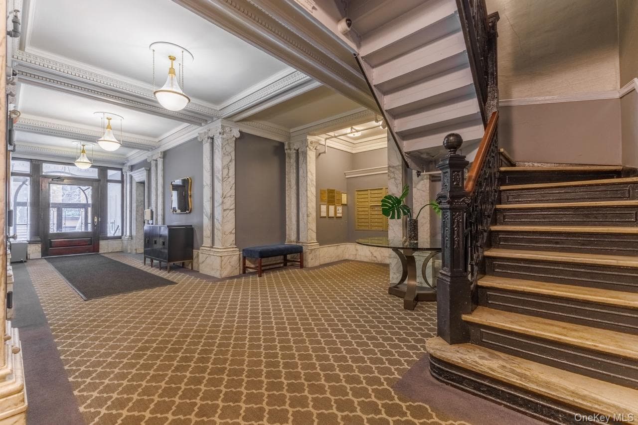 15 E 10th Street Unit: 4A thumbnail 4