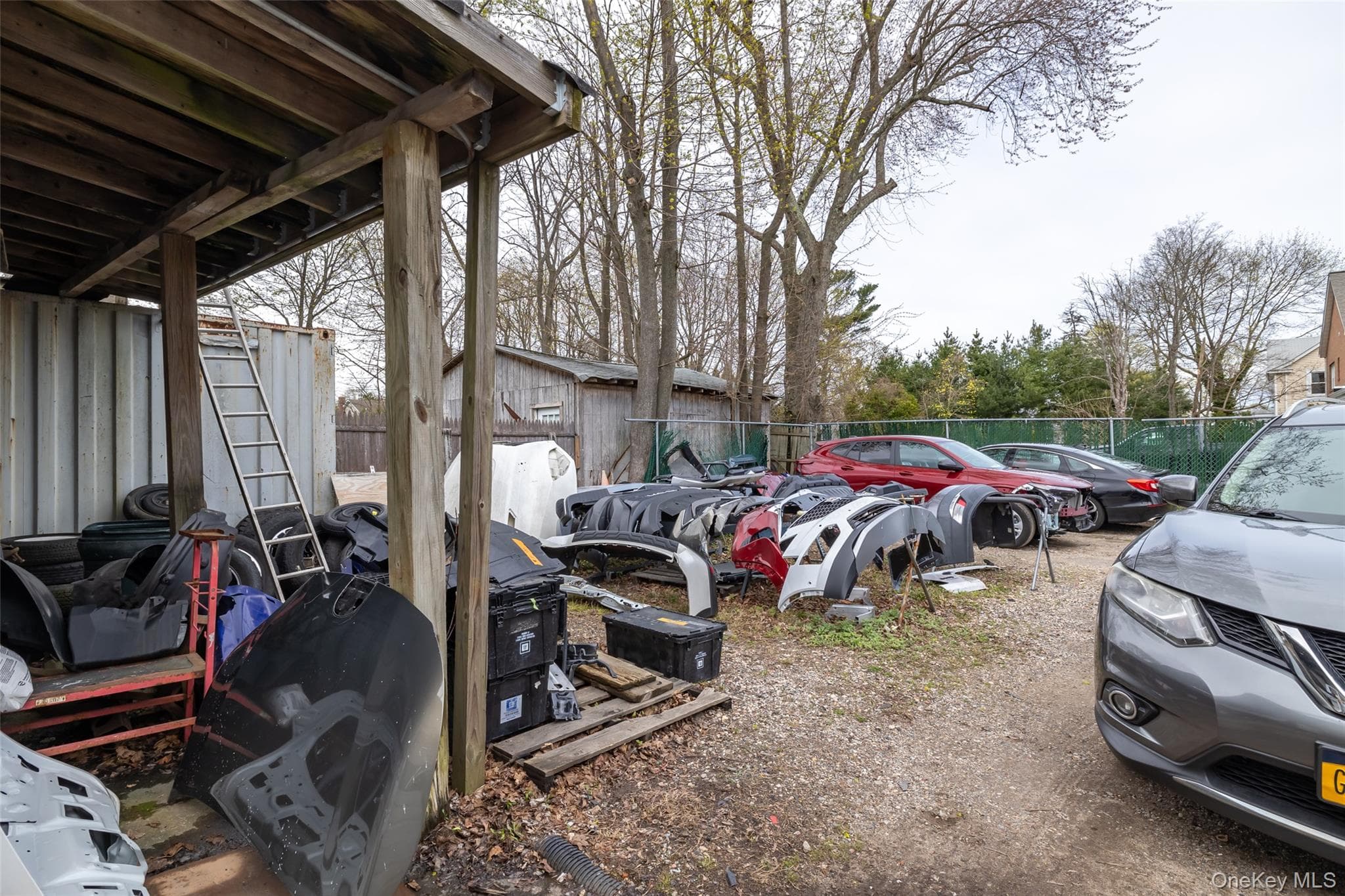 400 Lake Avenue thumbnail 13