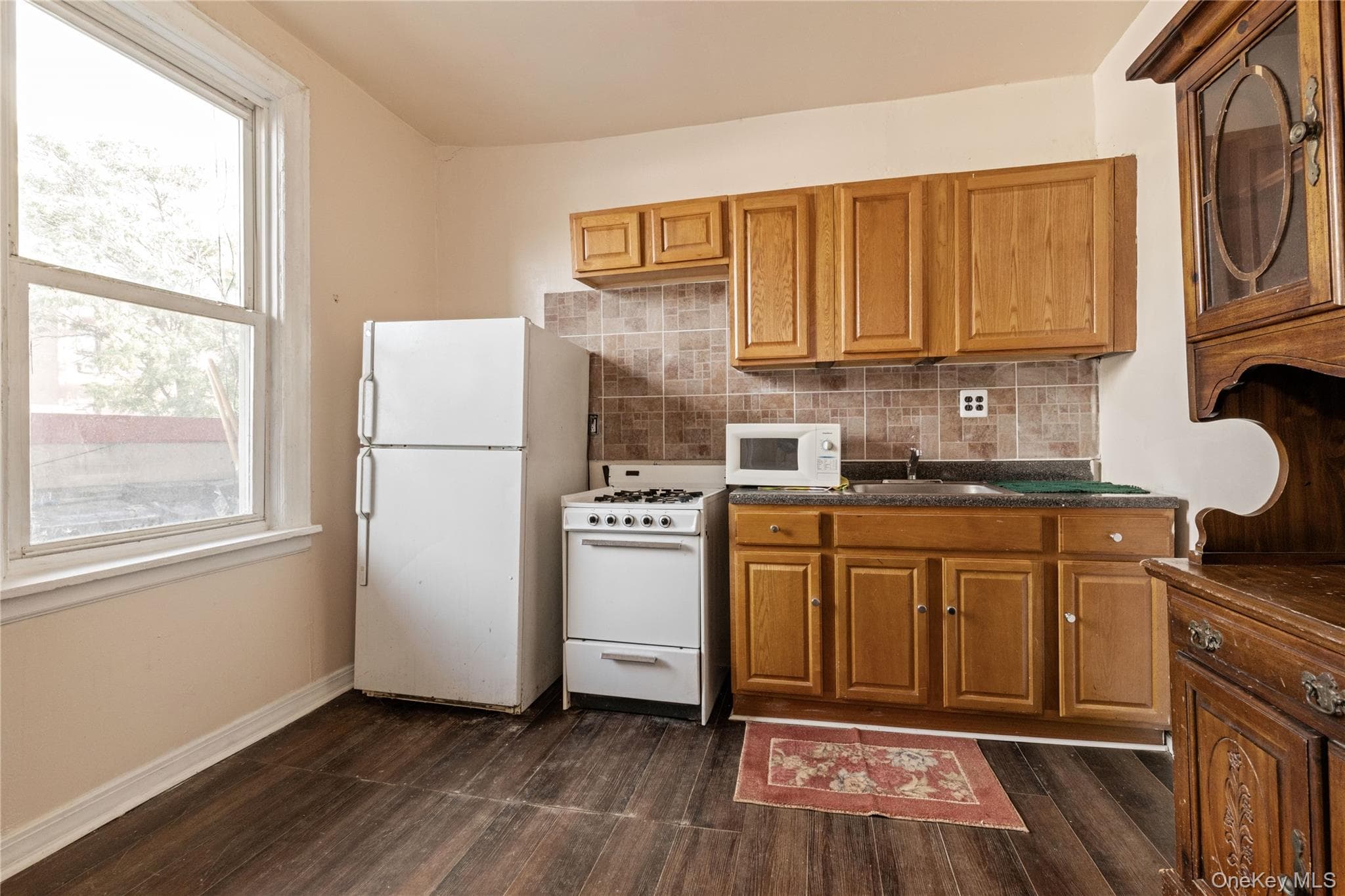 5504 Church Avenue thumbnail 9