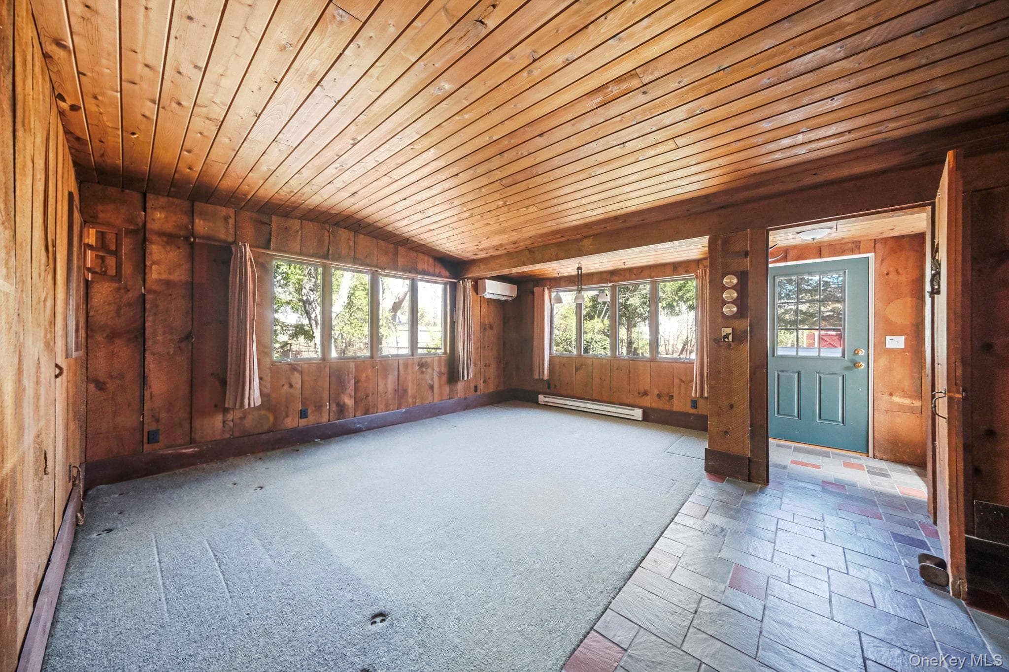 223 Connetquot Road thumbnail 31