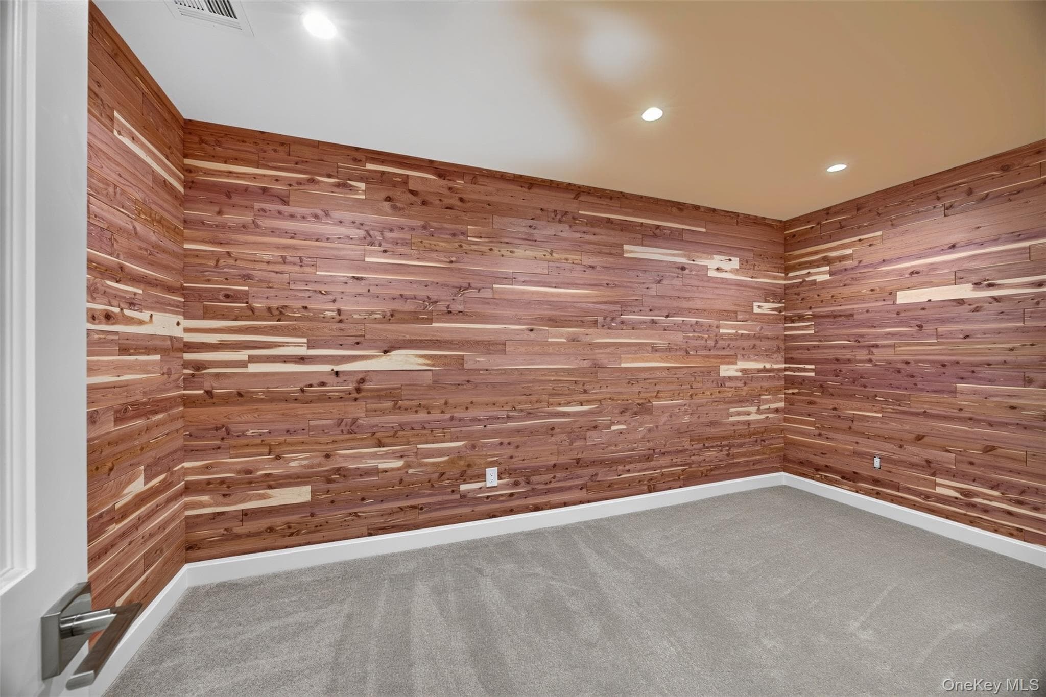 68 Kensington Circle thumbnail 17