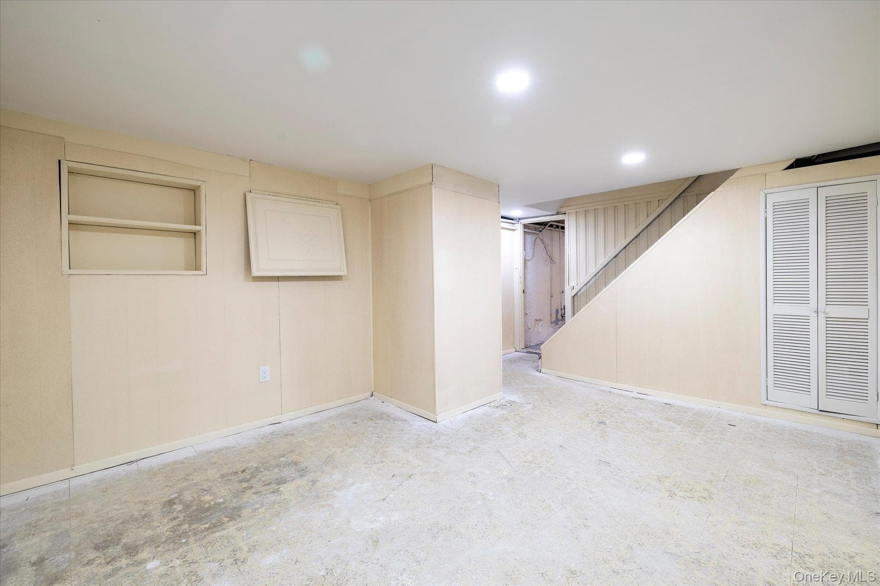 413 Greengrove Avenue thumbnail 23