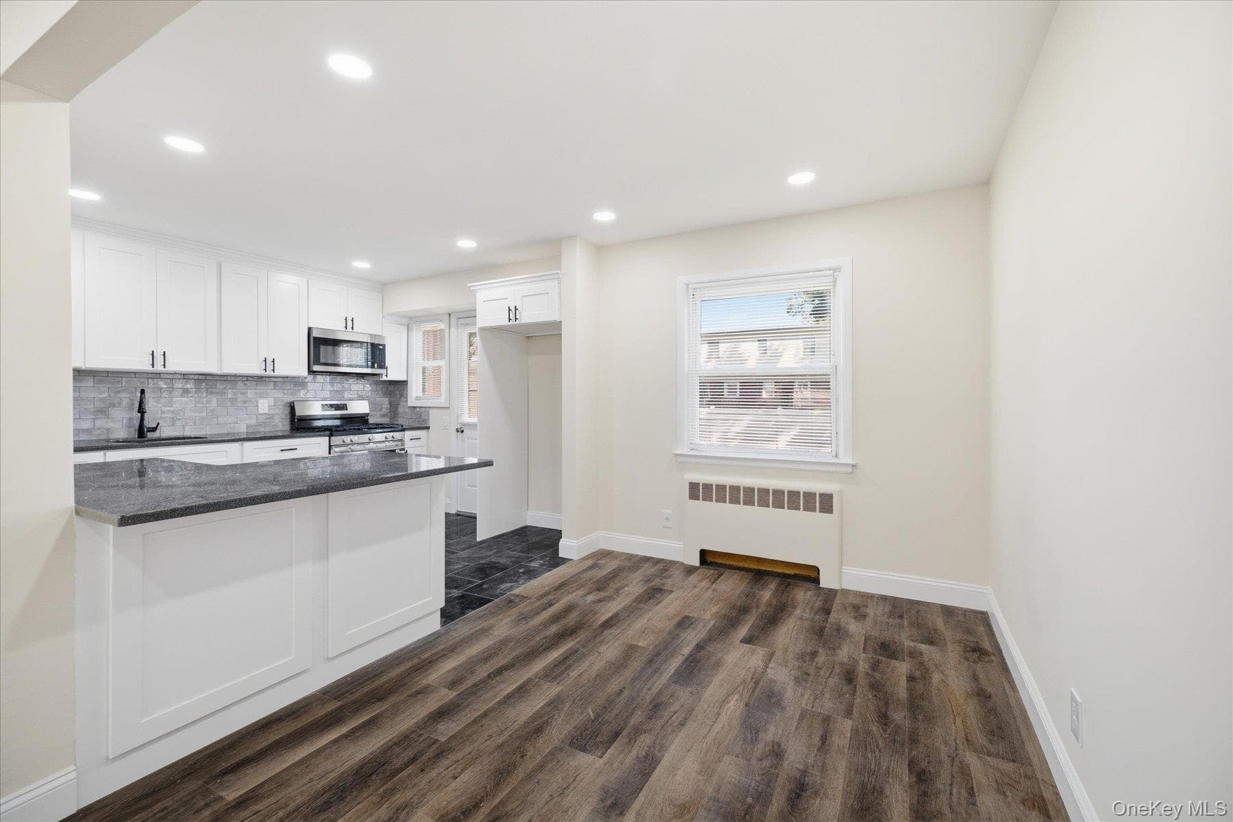 413 Greengrove Avenue thumbnail 27