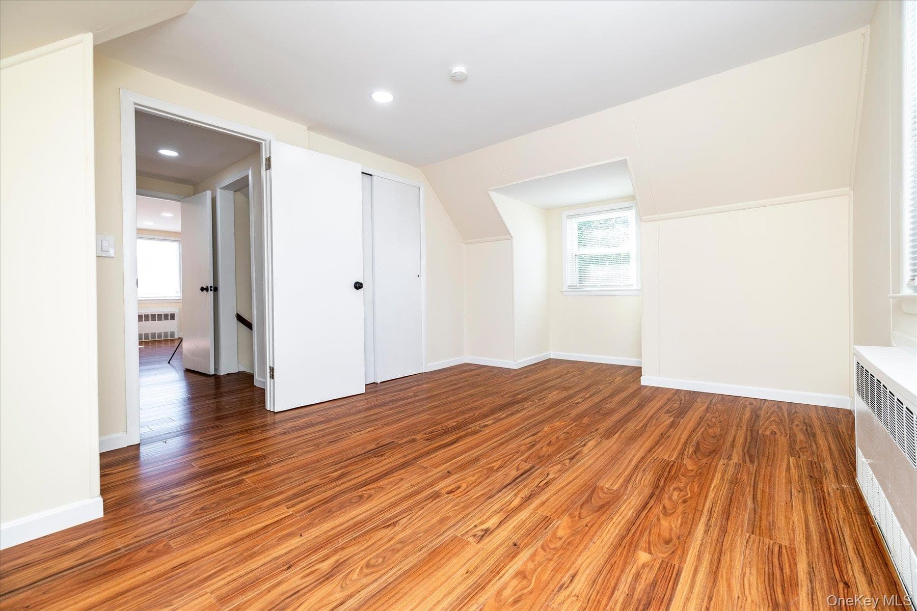 413 Greengrove Avenue thumbnail 18