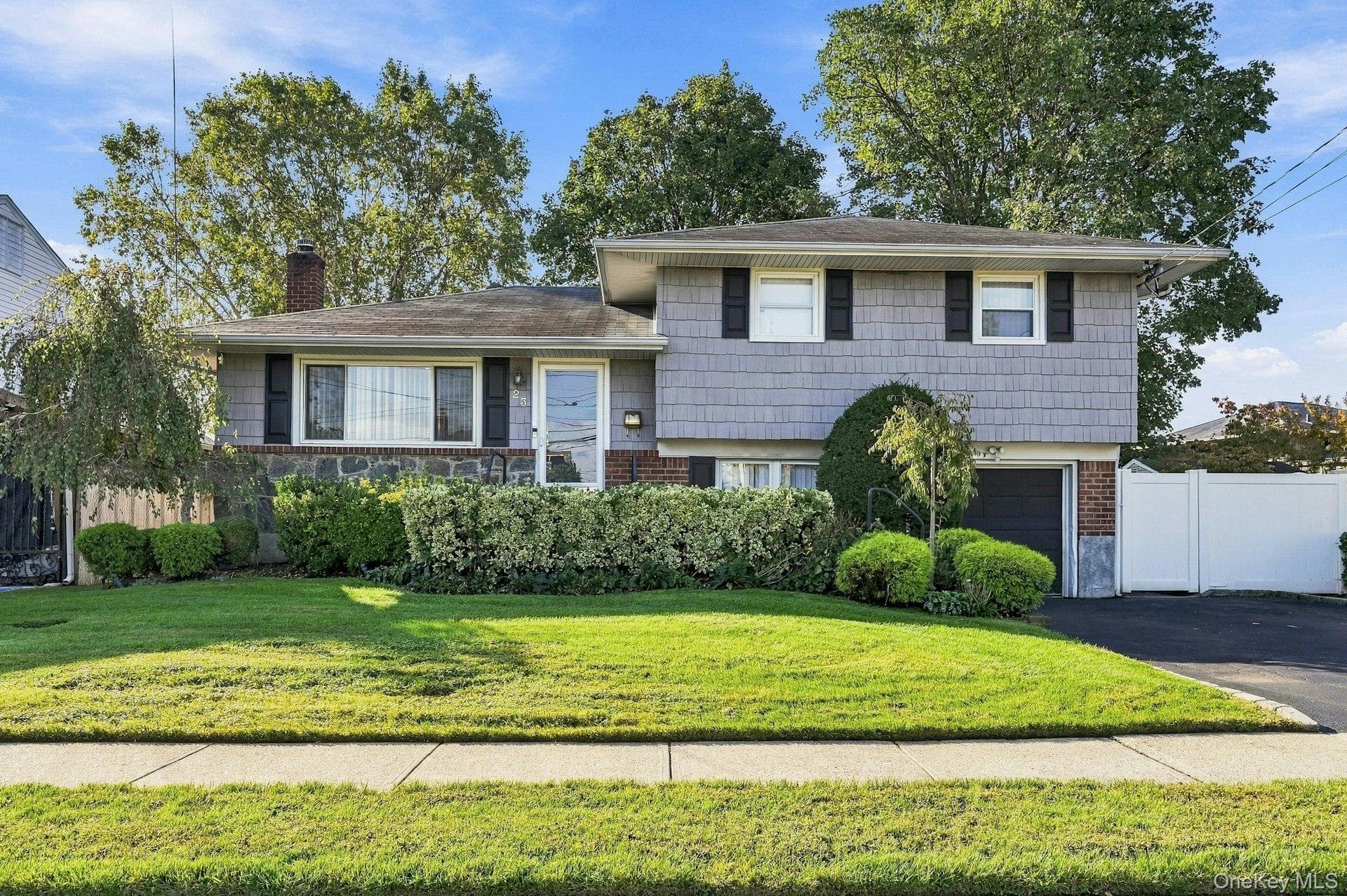 23 Chance Street, Hicksville
