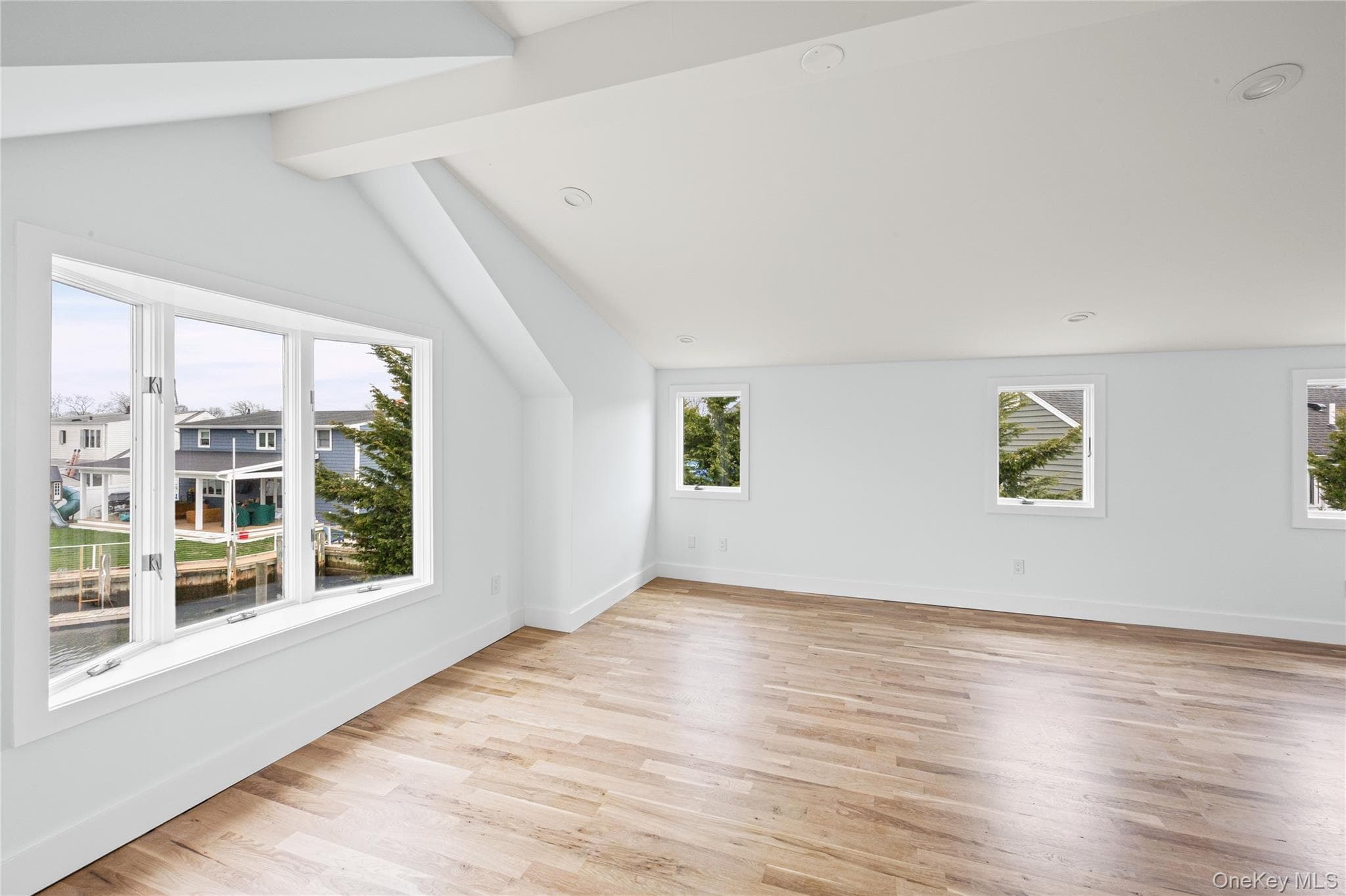 119 Alhambra Road thumbnail 32