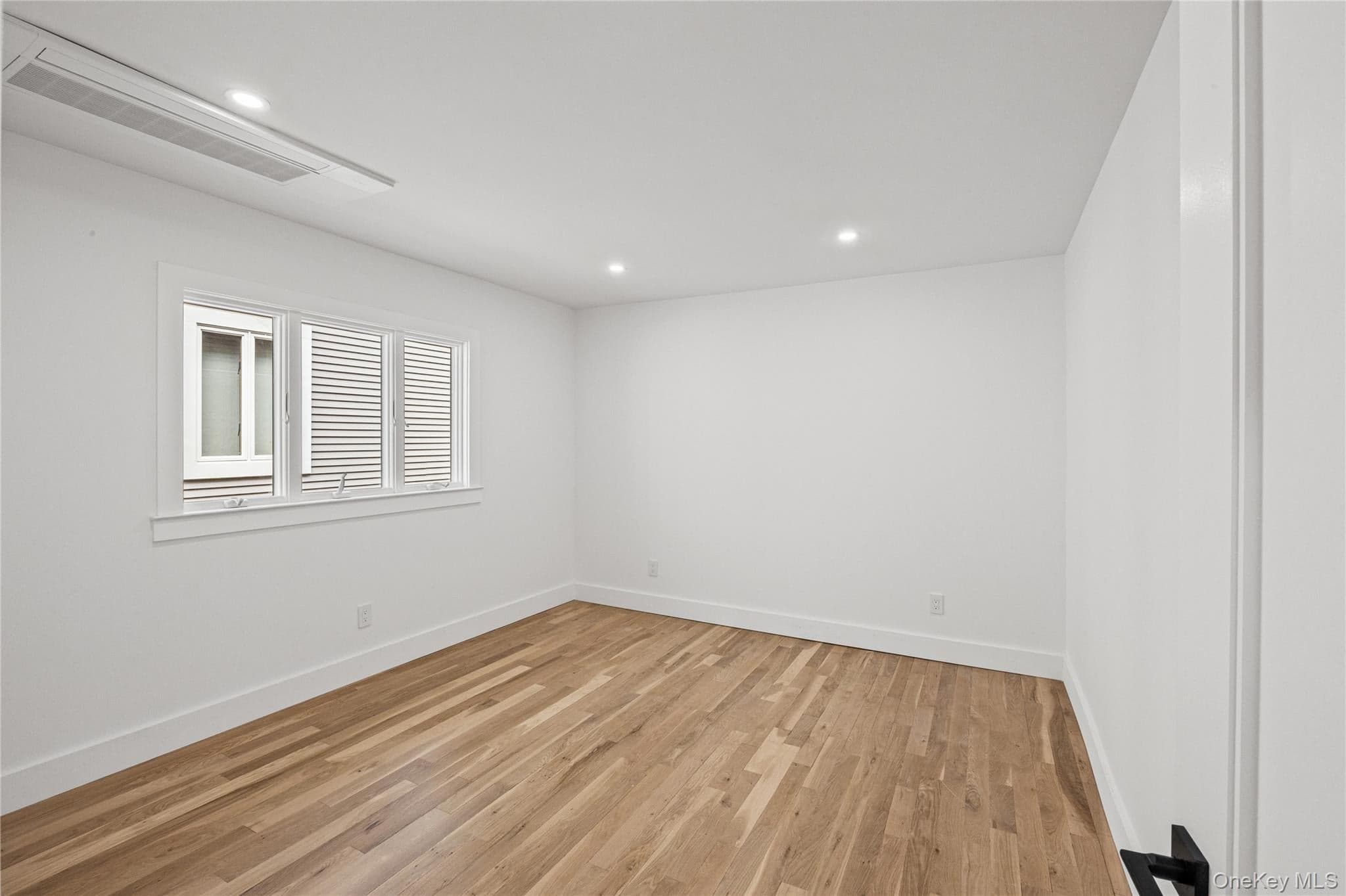 119 Alhambra Road thumbnail 16