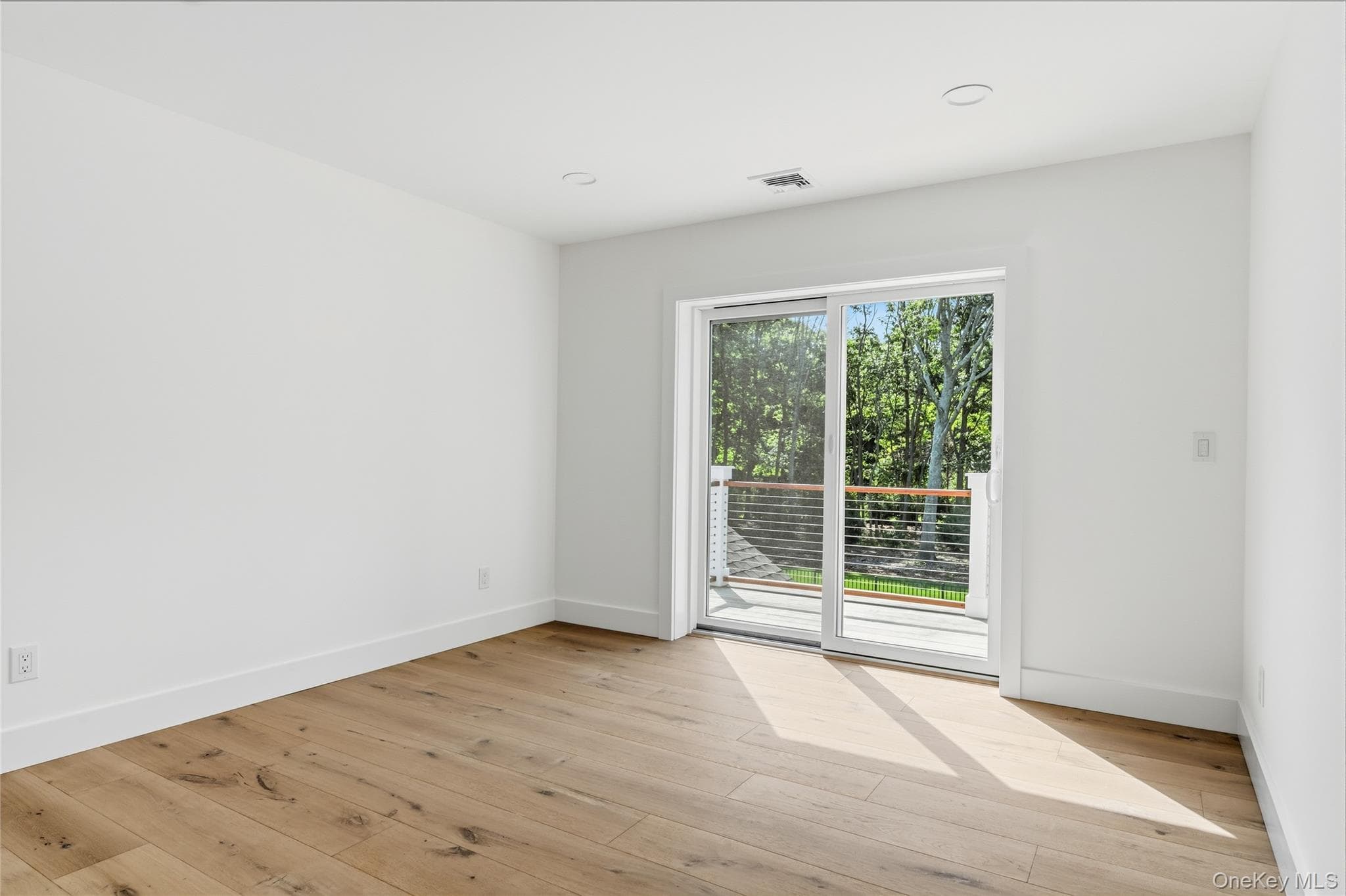 795 Bayview Avenue thumbnail 42