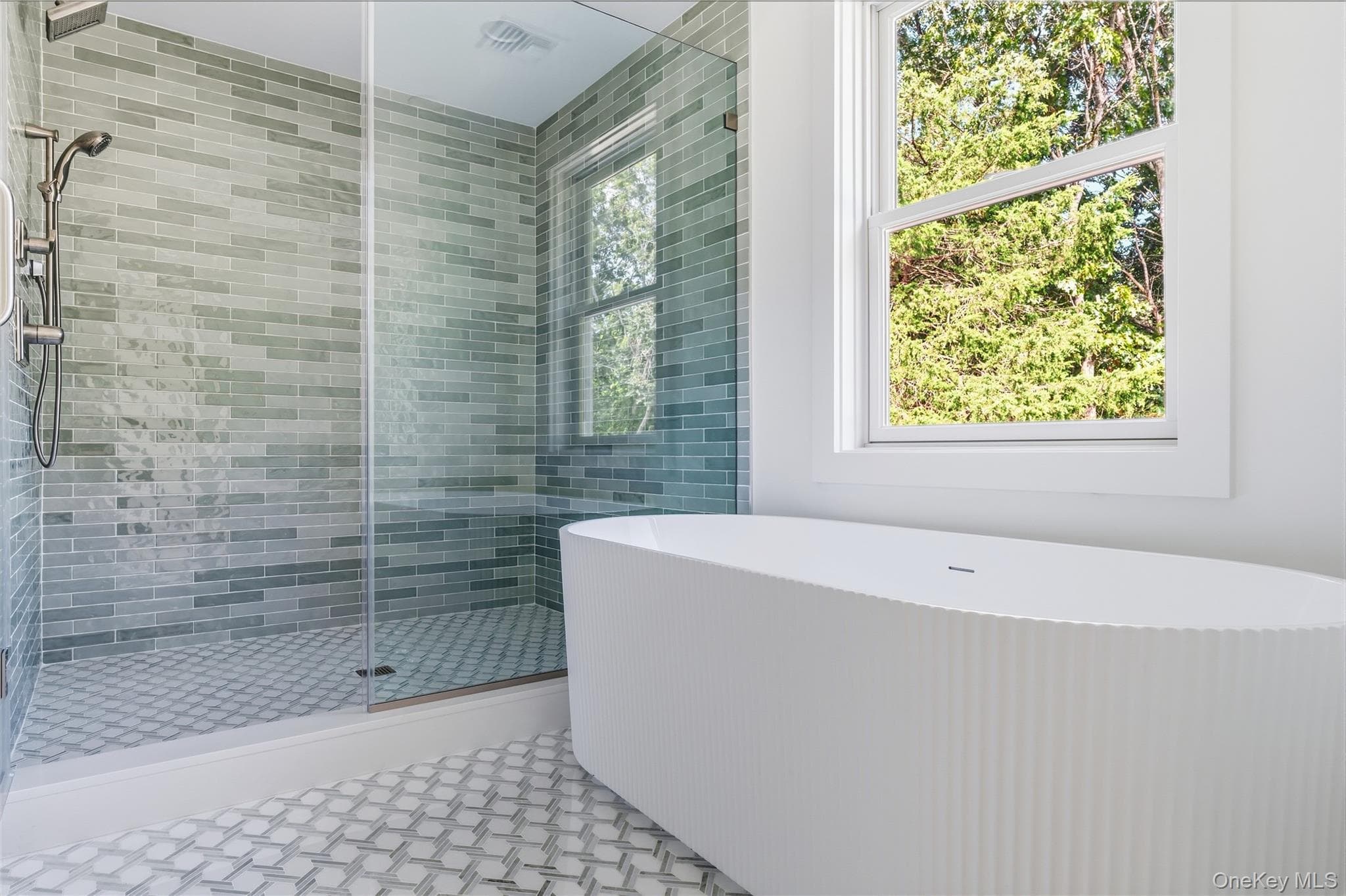 795 Bayview Avenue thumbnail 40