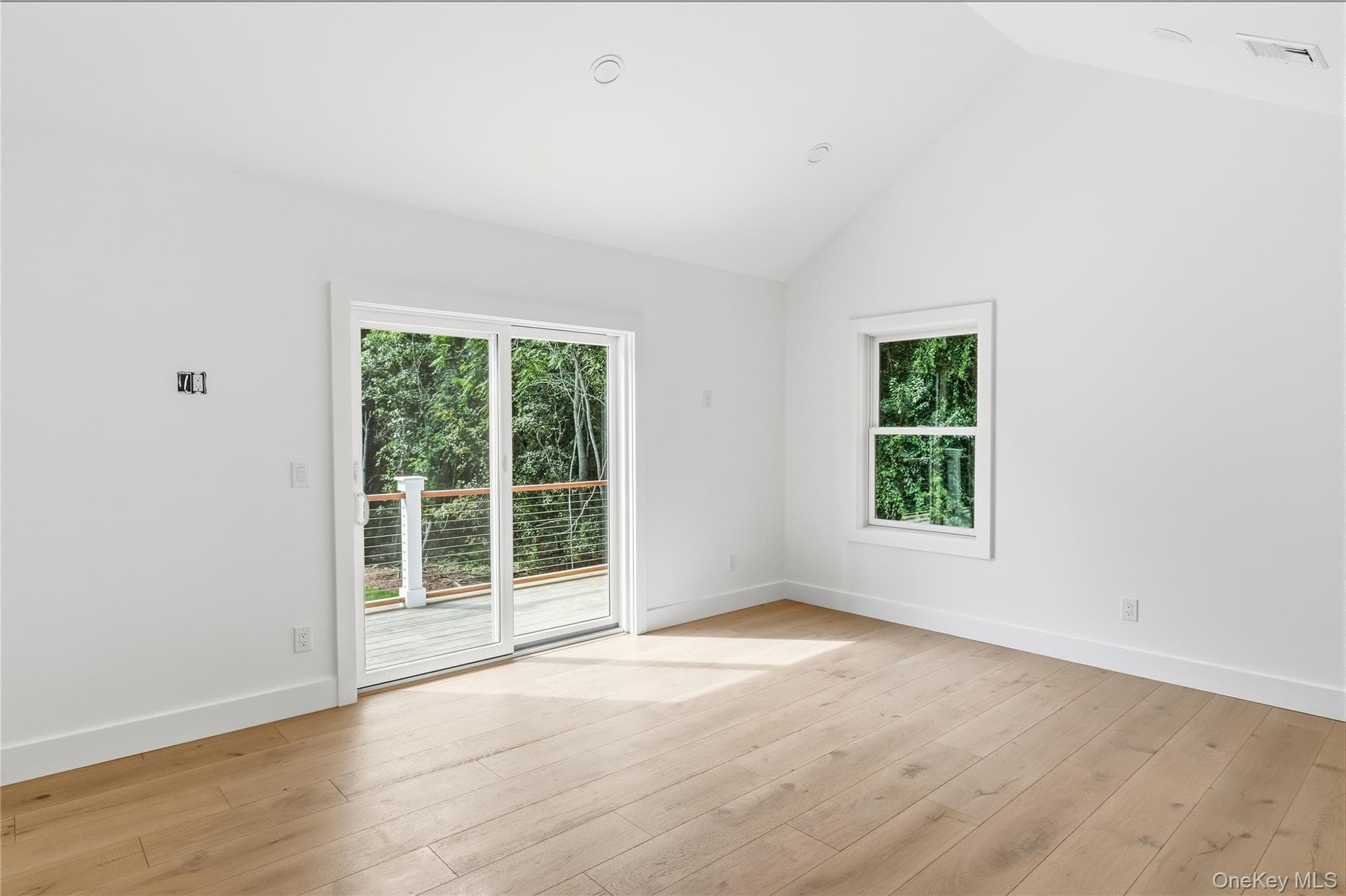 795 Bayview Avenue thumbnail 38