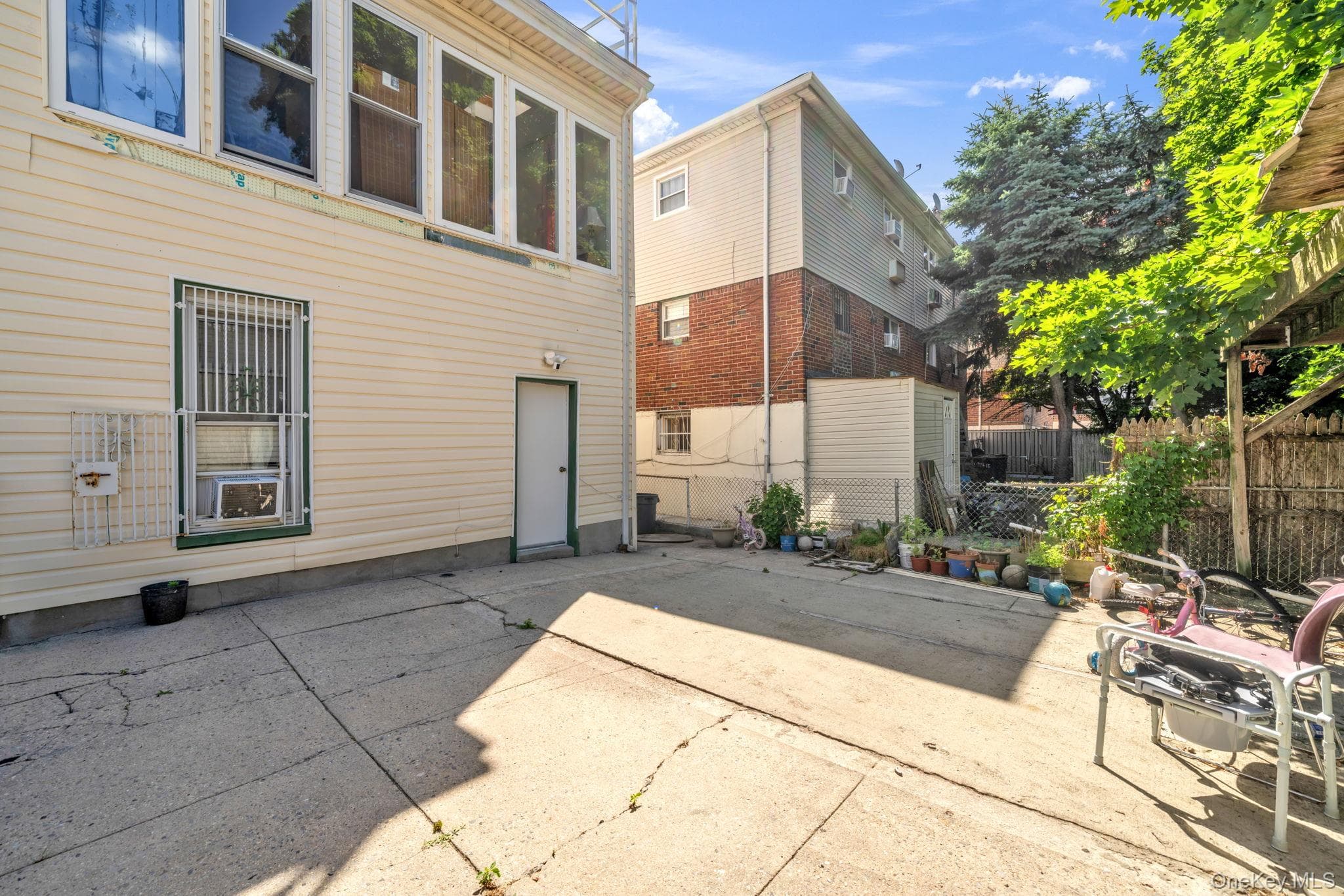 1232 E 92nd Street thumbnail 18