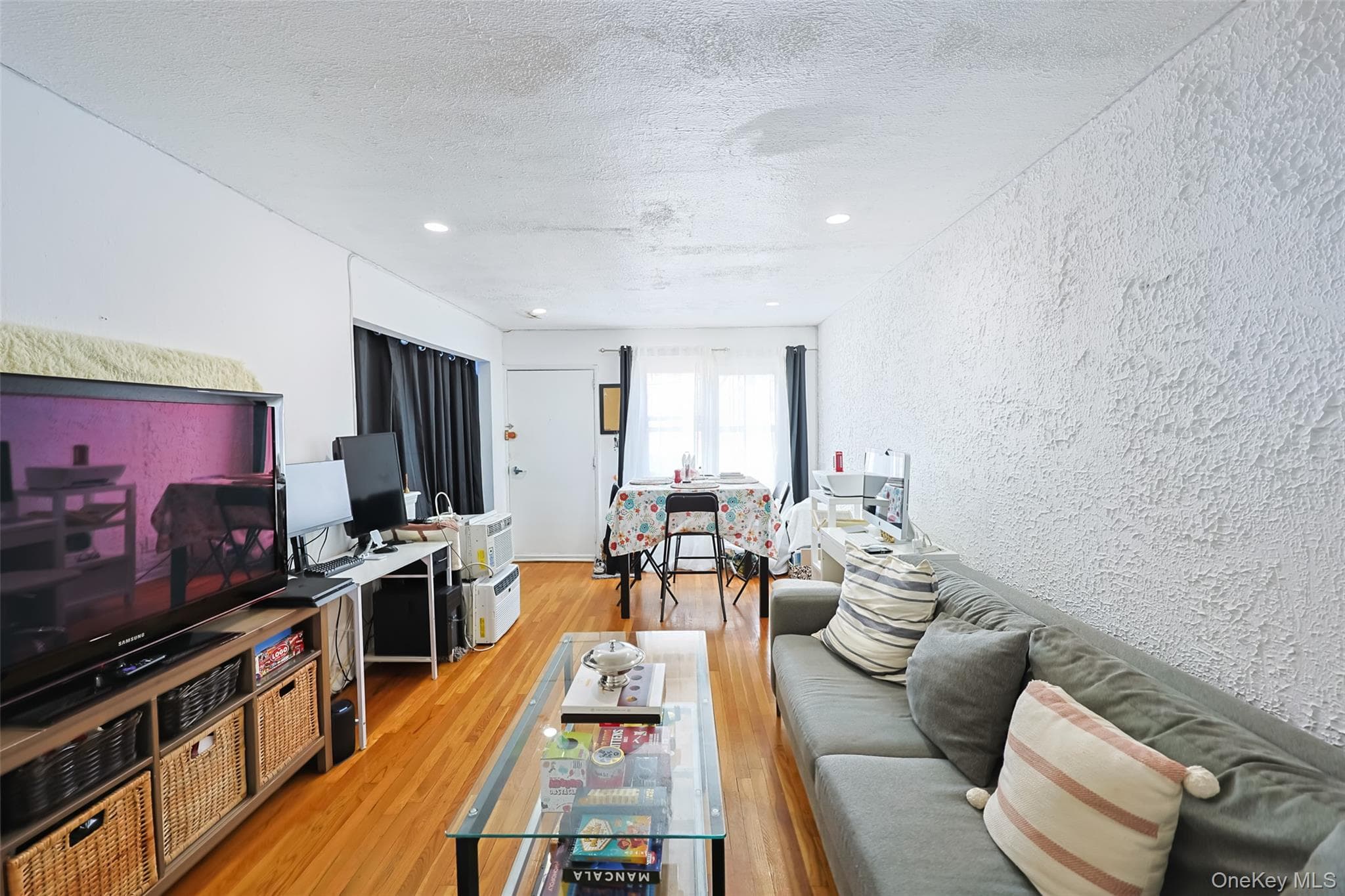 3231 71 Street thumbnail 6