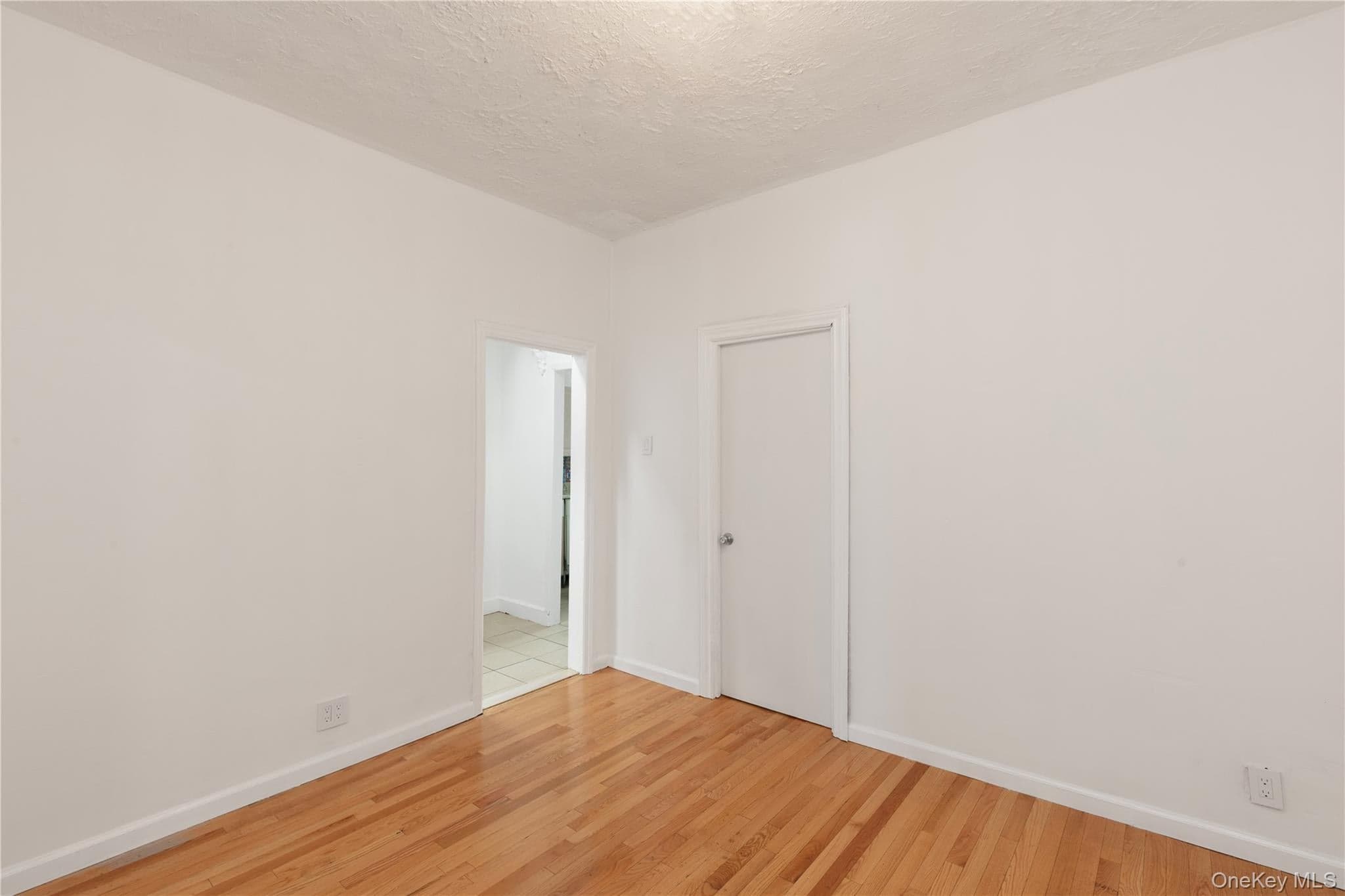 501 Vandervoort Avenue thumbnail 19