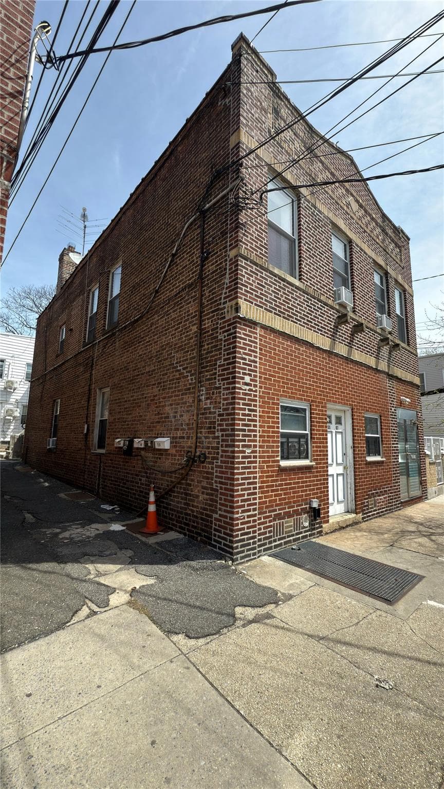 5507 103rd Street thumbnail 2