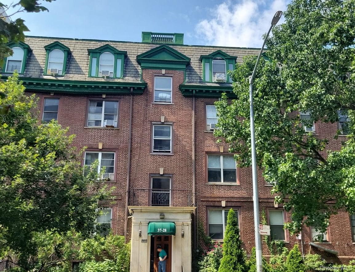 3728 86th Street, Jackson Heights