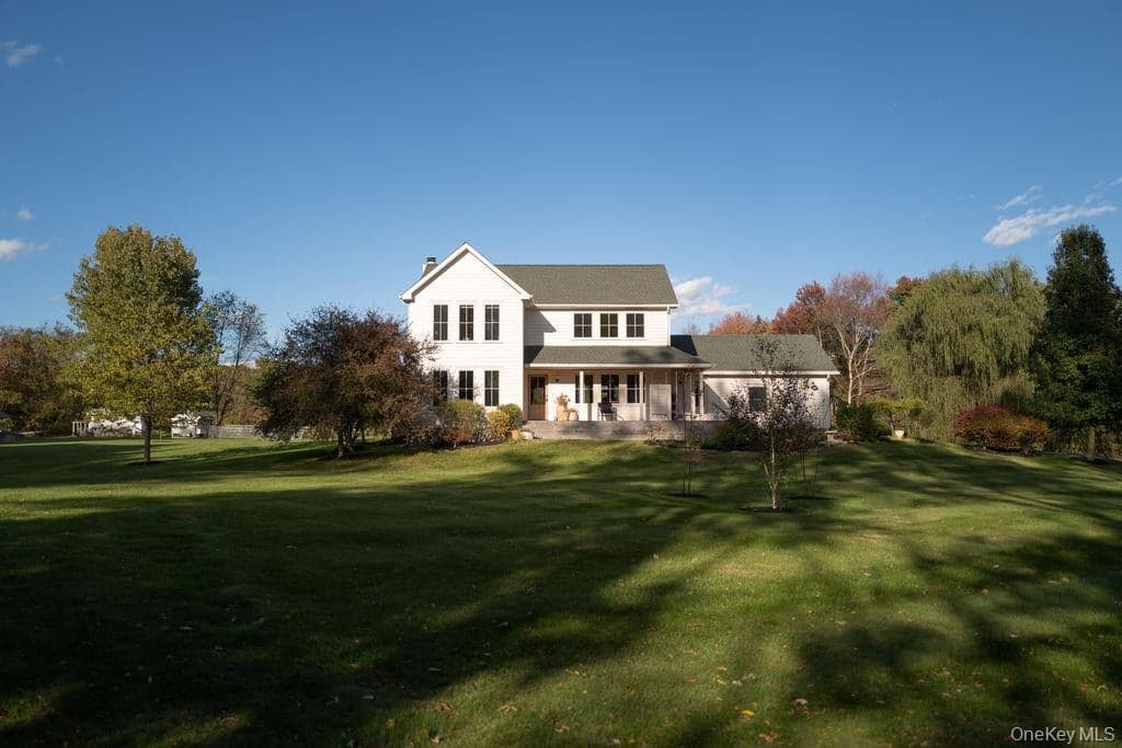325 Cedar Heights Road, Rhinebeck
