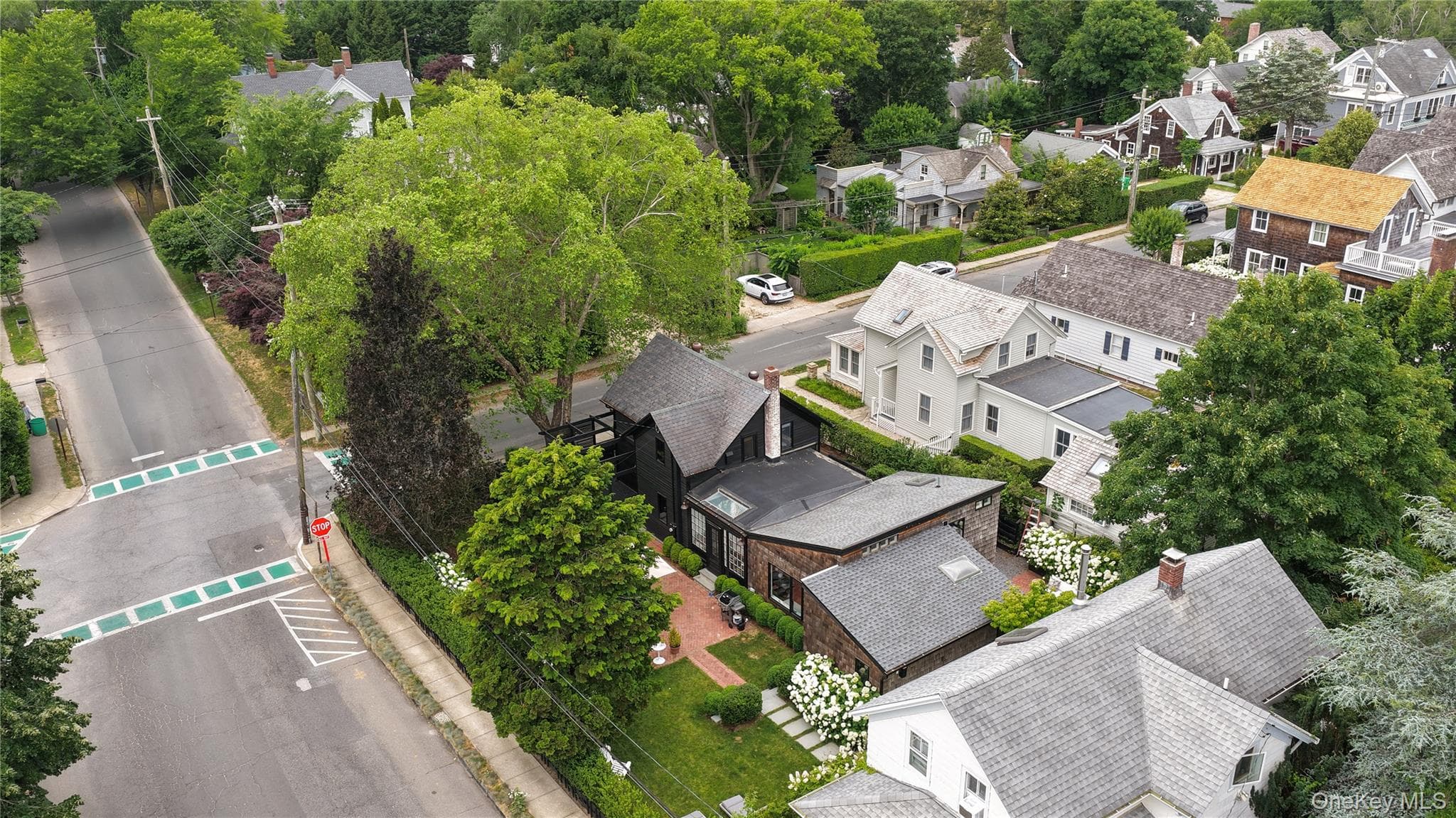 221 Division Street thumbnail 25