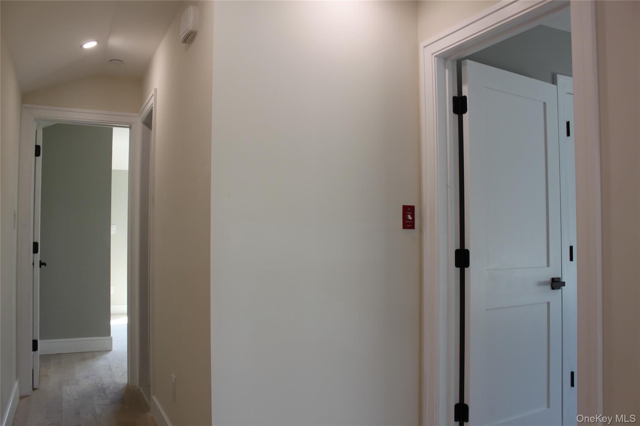 14516 106th Avenue thumbnail 39
