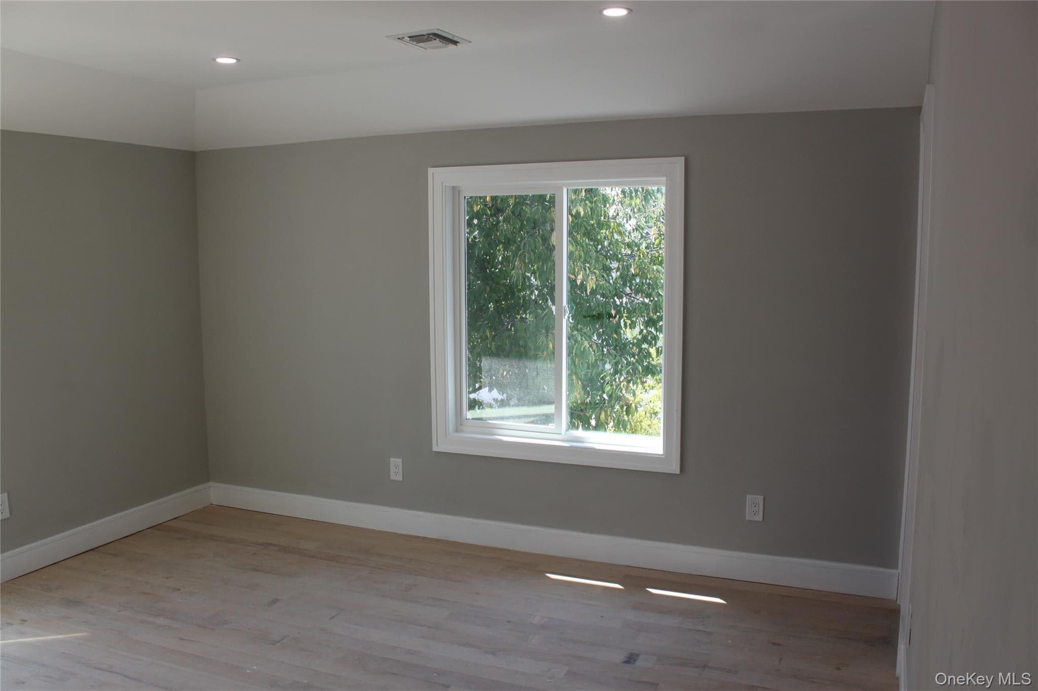 14516 106th Avenue thumbnail 45