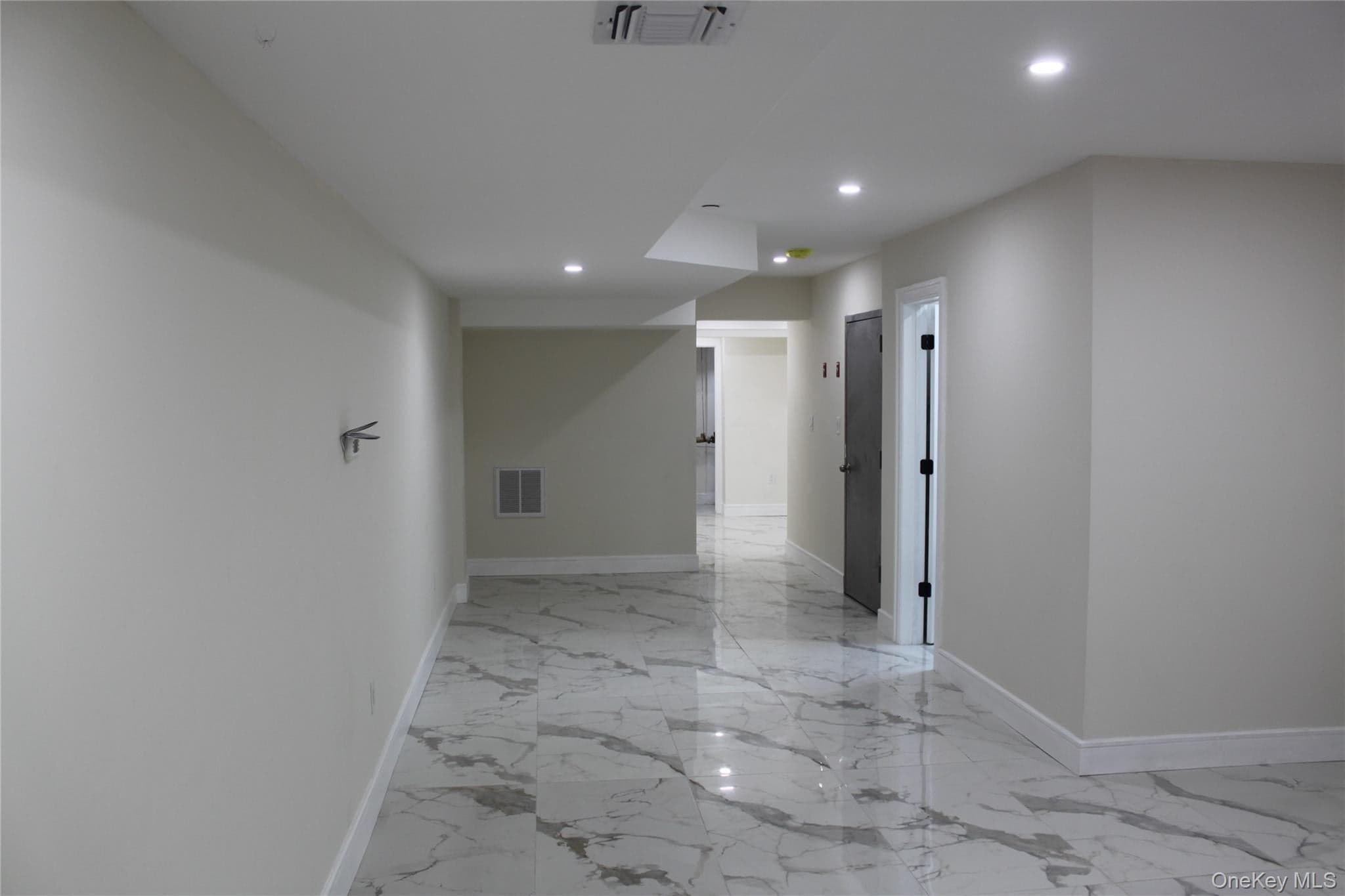 14516 106th Avenue thumbnail 23