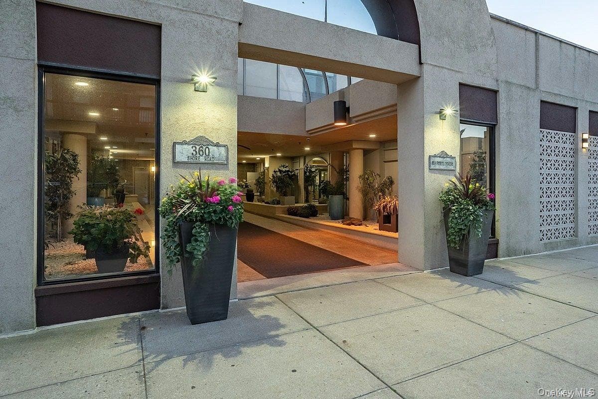 360 Shore Road Unit: 4B thumbnail 2