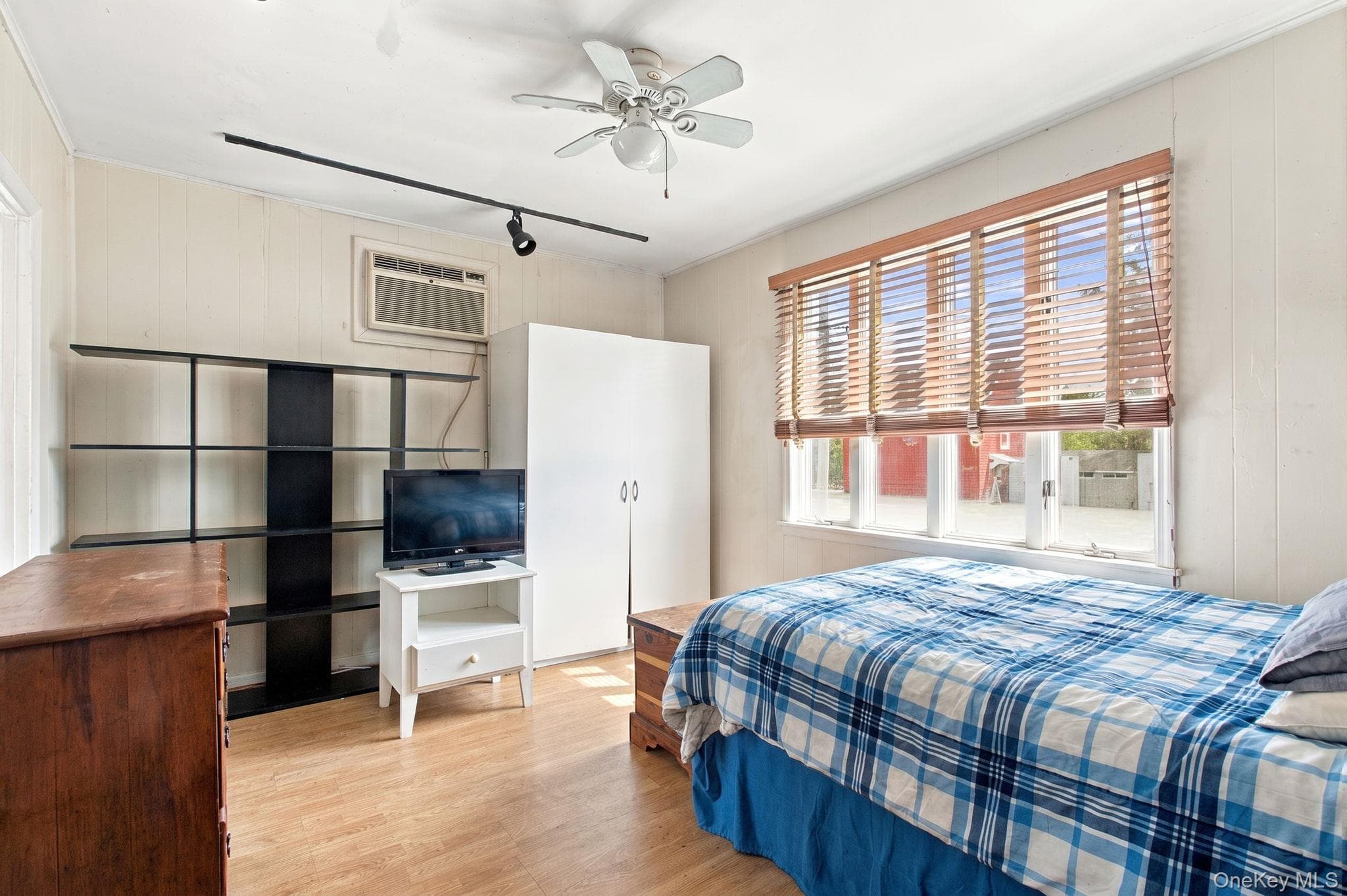 2149 Albany Post Road thumbnail 18