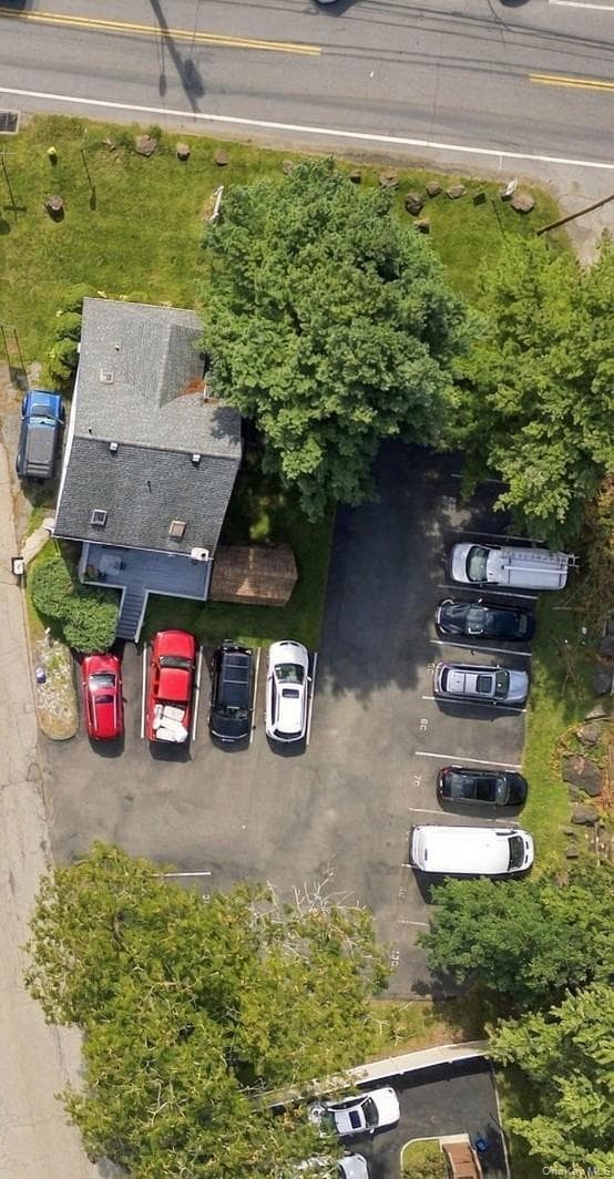 2149 Albany Post Road thumbnail 5