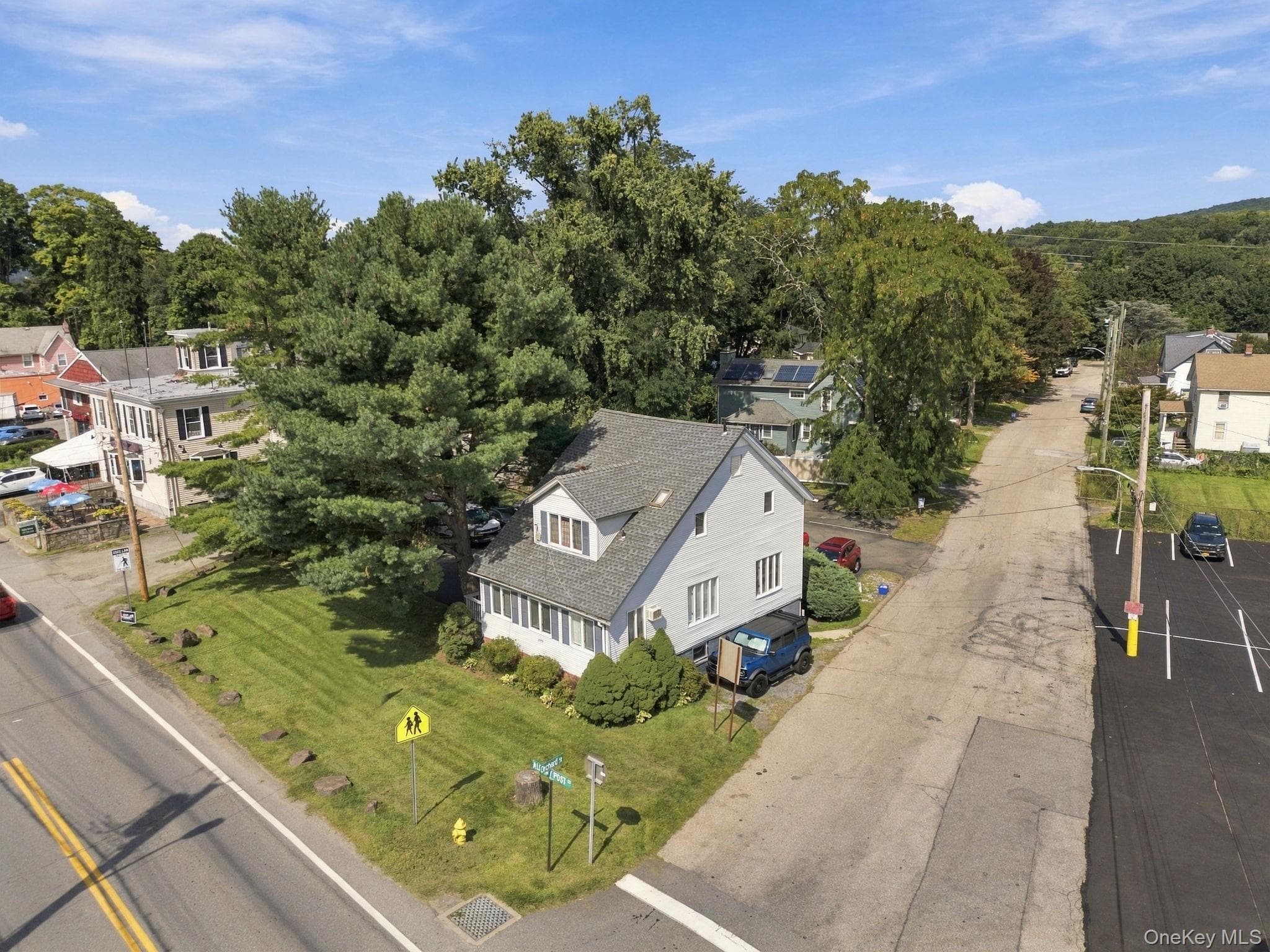2149 Albany Post Road thumbnail 3